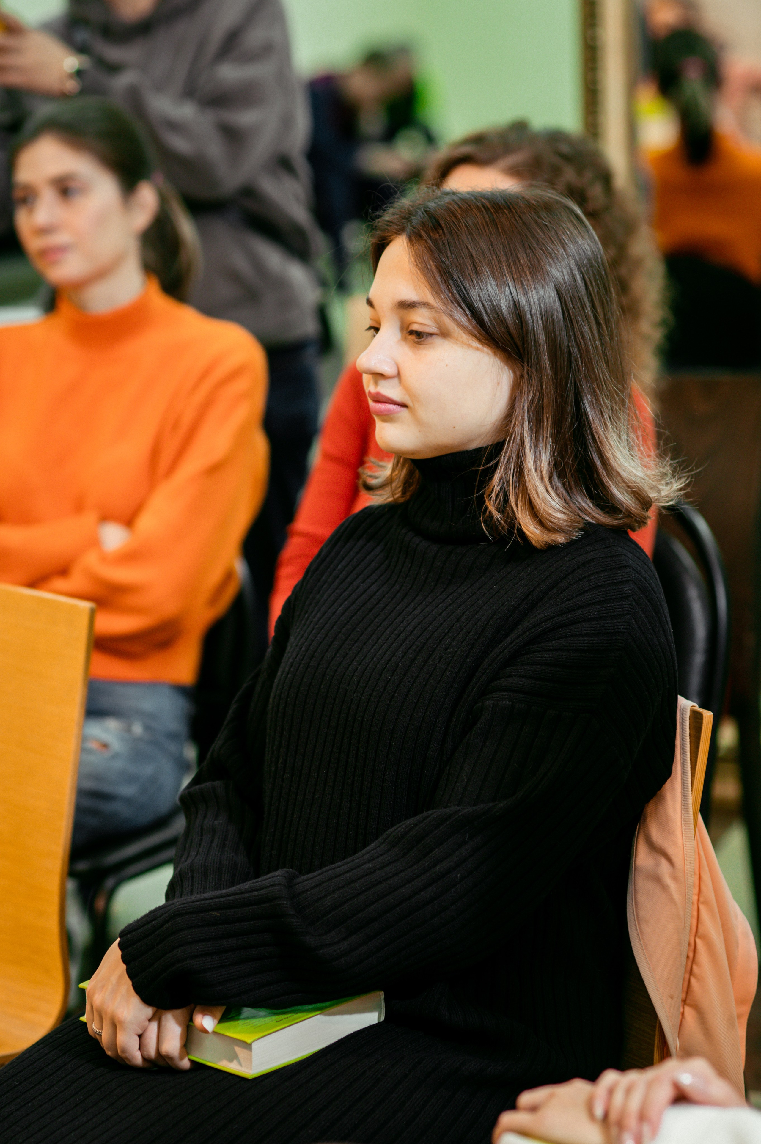 Ася Казанцева 19.11.23 #Читайгород. Фотограф Елена Новикова