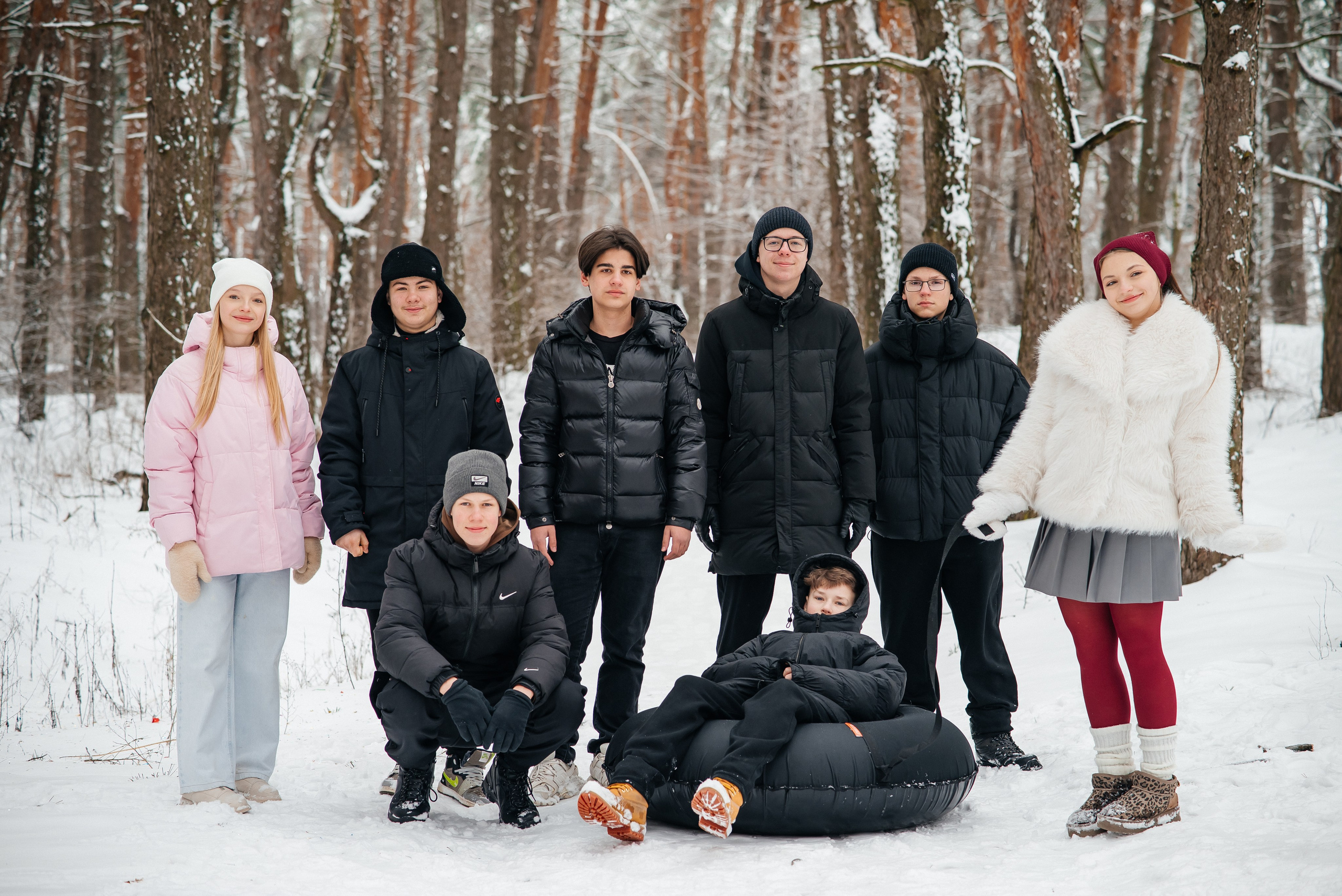 Зима. Школьный фотограф в Валуйках. Фотосессии для выпускников и изготовление выпускных альбомов в городе Валуйки и в Белгородской области