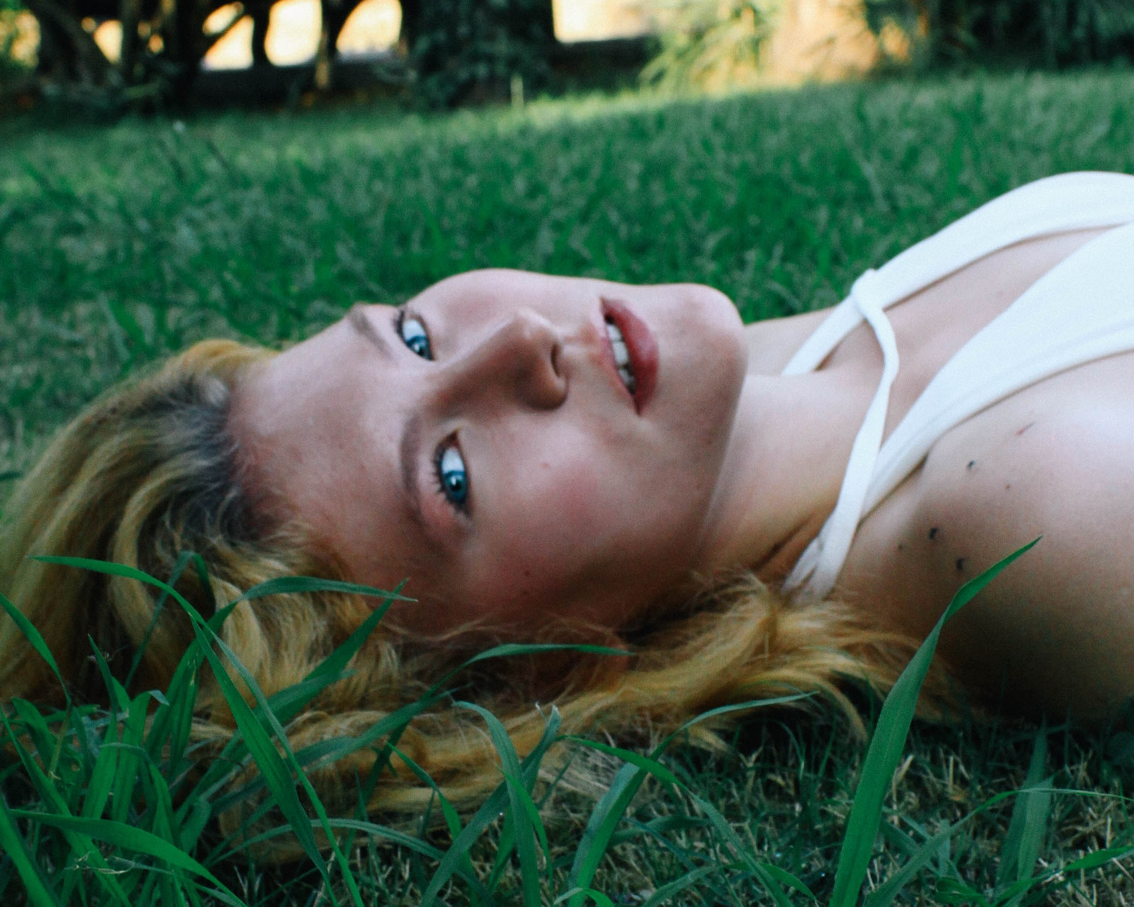 NATURE. Портретный и ню фотограф в Москве Александра Мишура