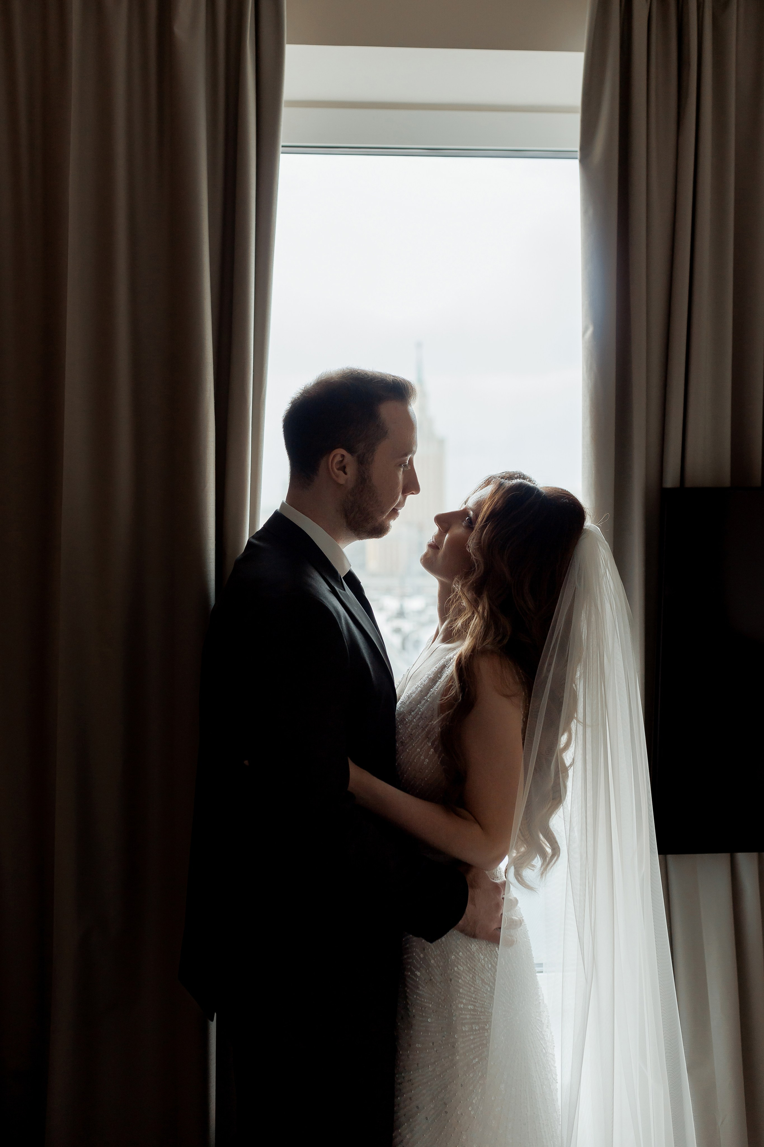 Свадебная фотосессия в отеле Marriott Imperial Plaza