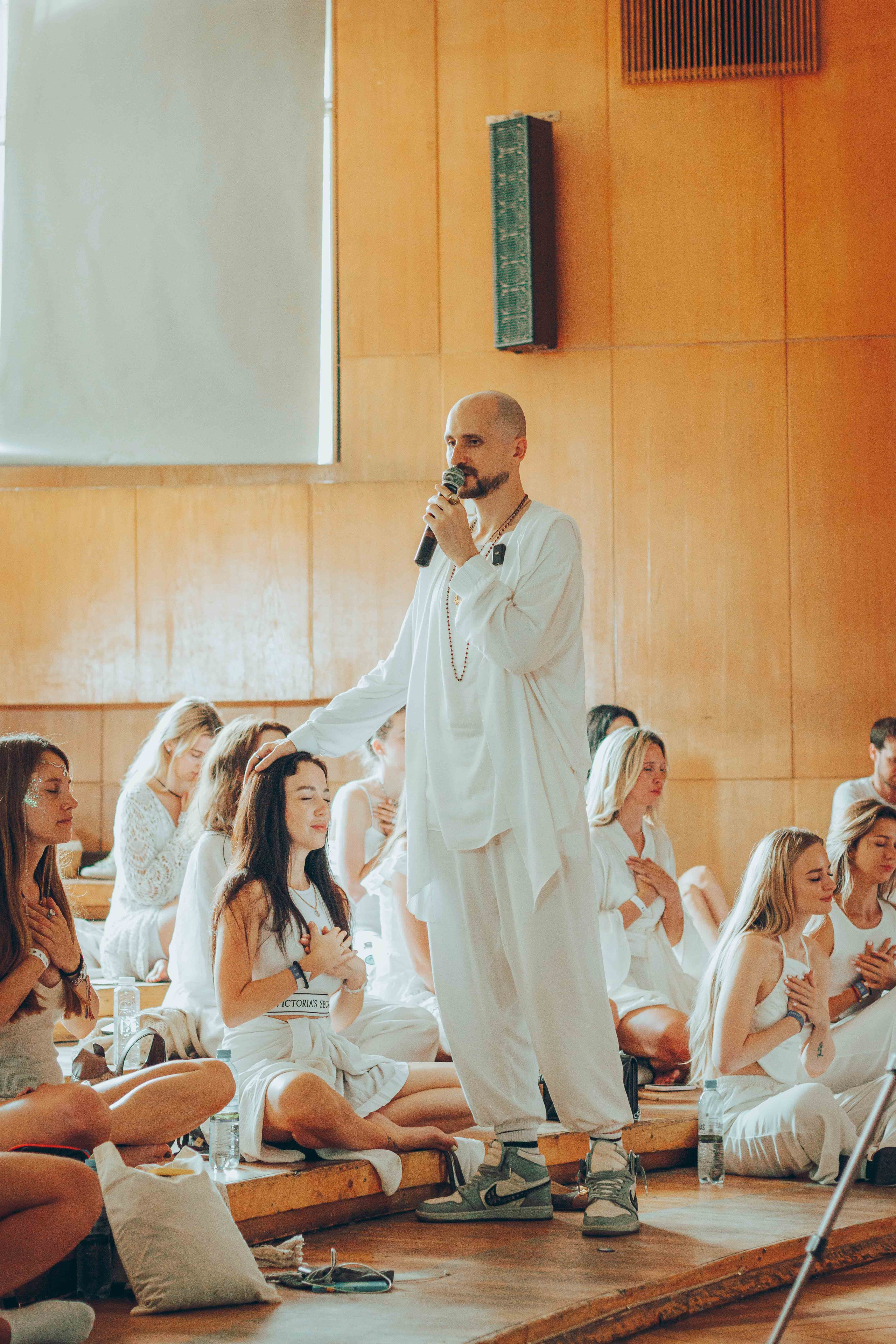 ECSTATIC WHITE |2024. Фотограф Аннё| Москва