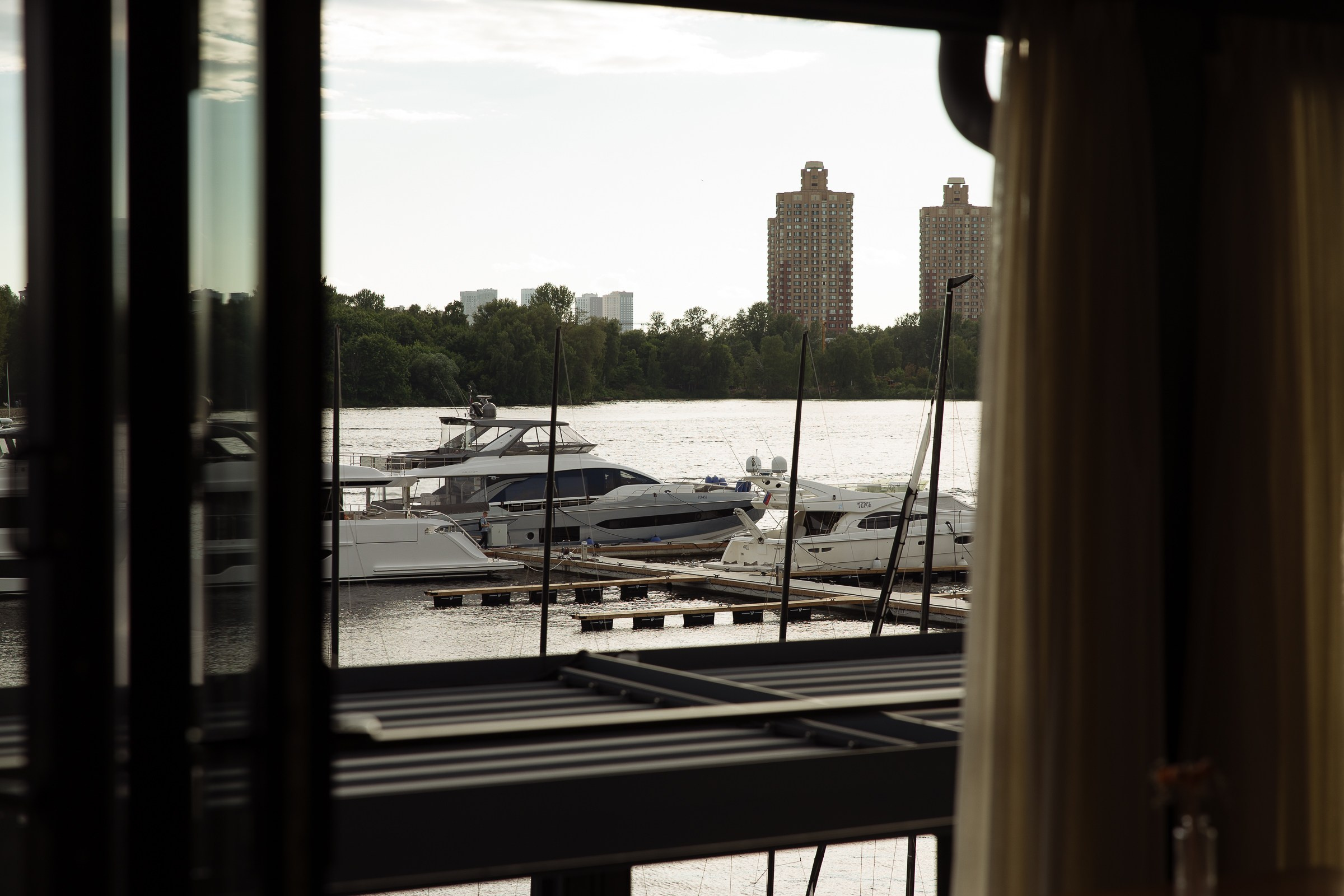 Выставка яхт и катеров. Ryal Yacht Club. Фотограф в Москве