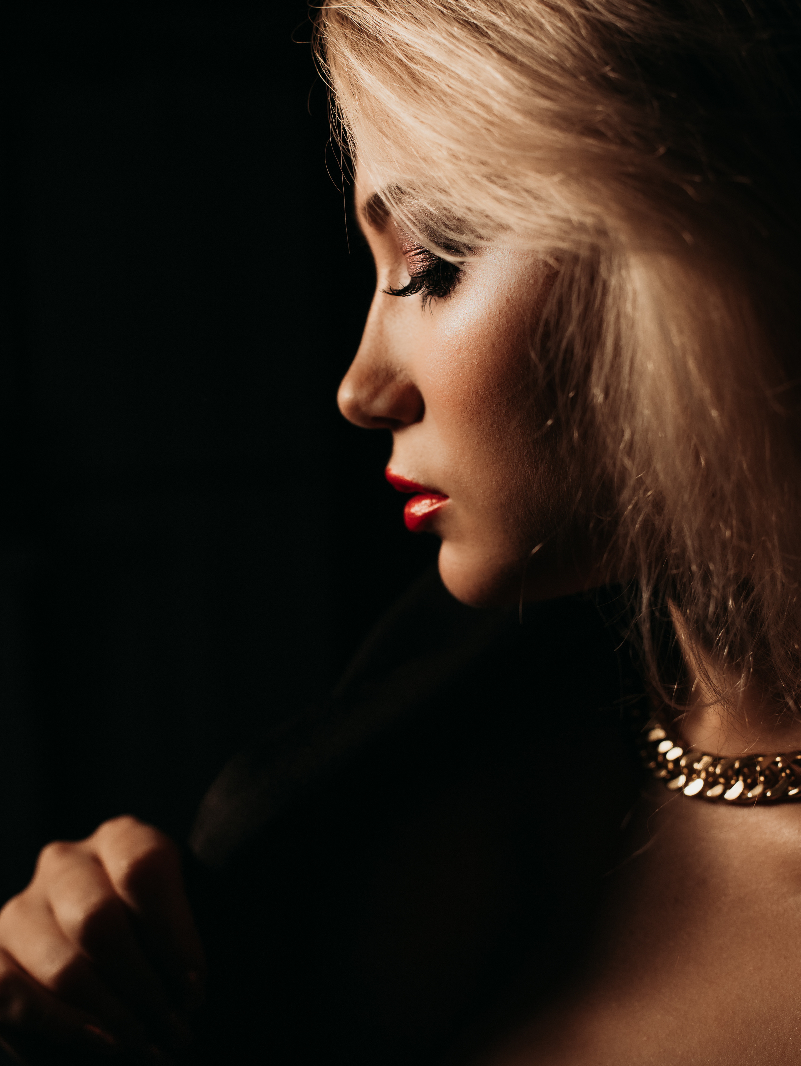 Индивидуальная фотосессия для девушек. Brand фотограф в Москве Юлиана Томина