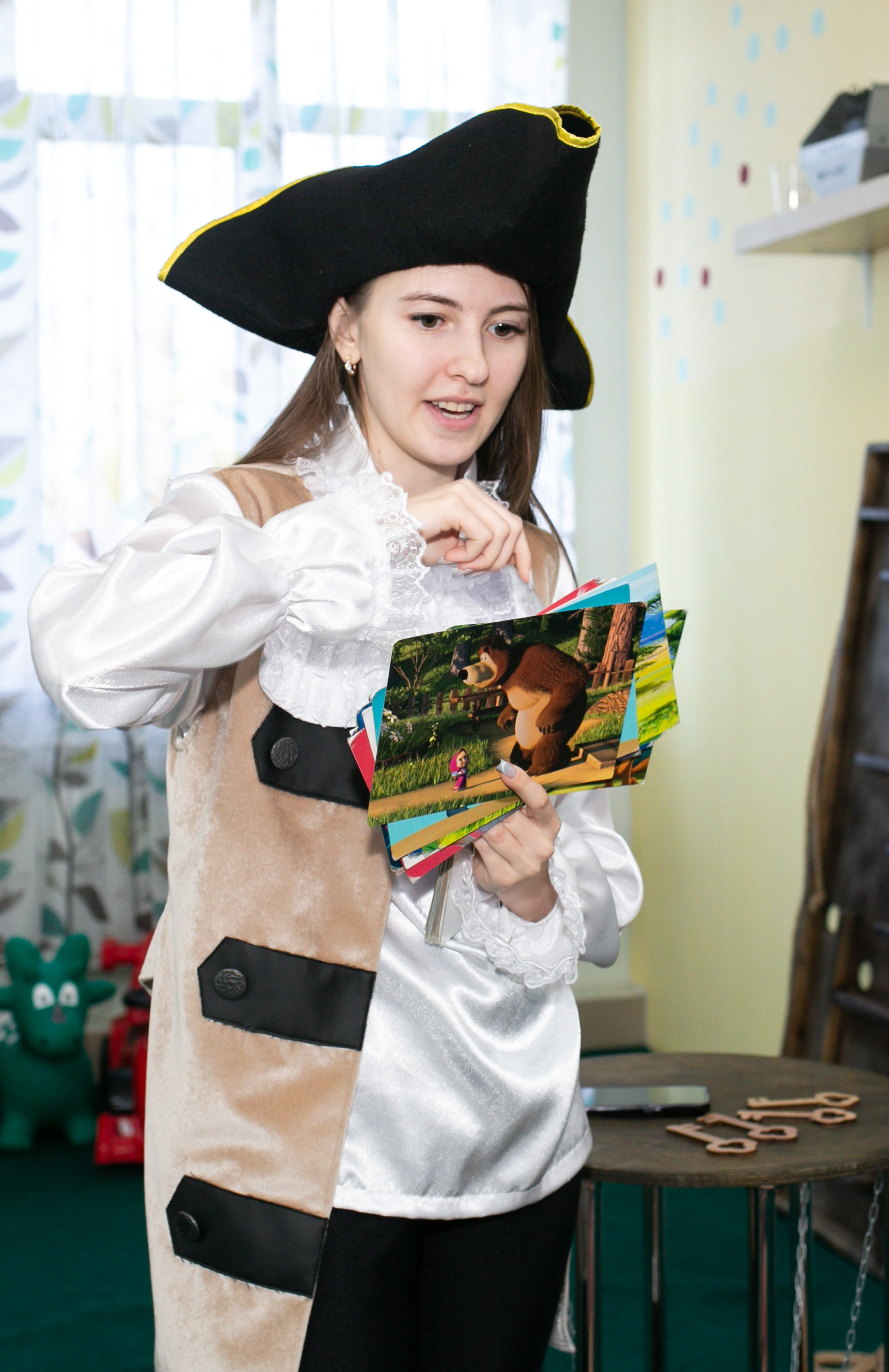 Белый кролик. Форд Боярд. Фотограф новорожденных и семейный фотограф НСО г. Бердск Марина Львова