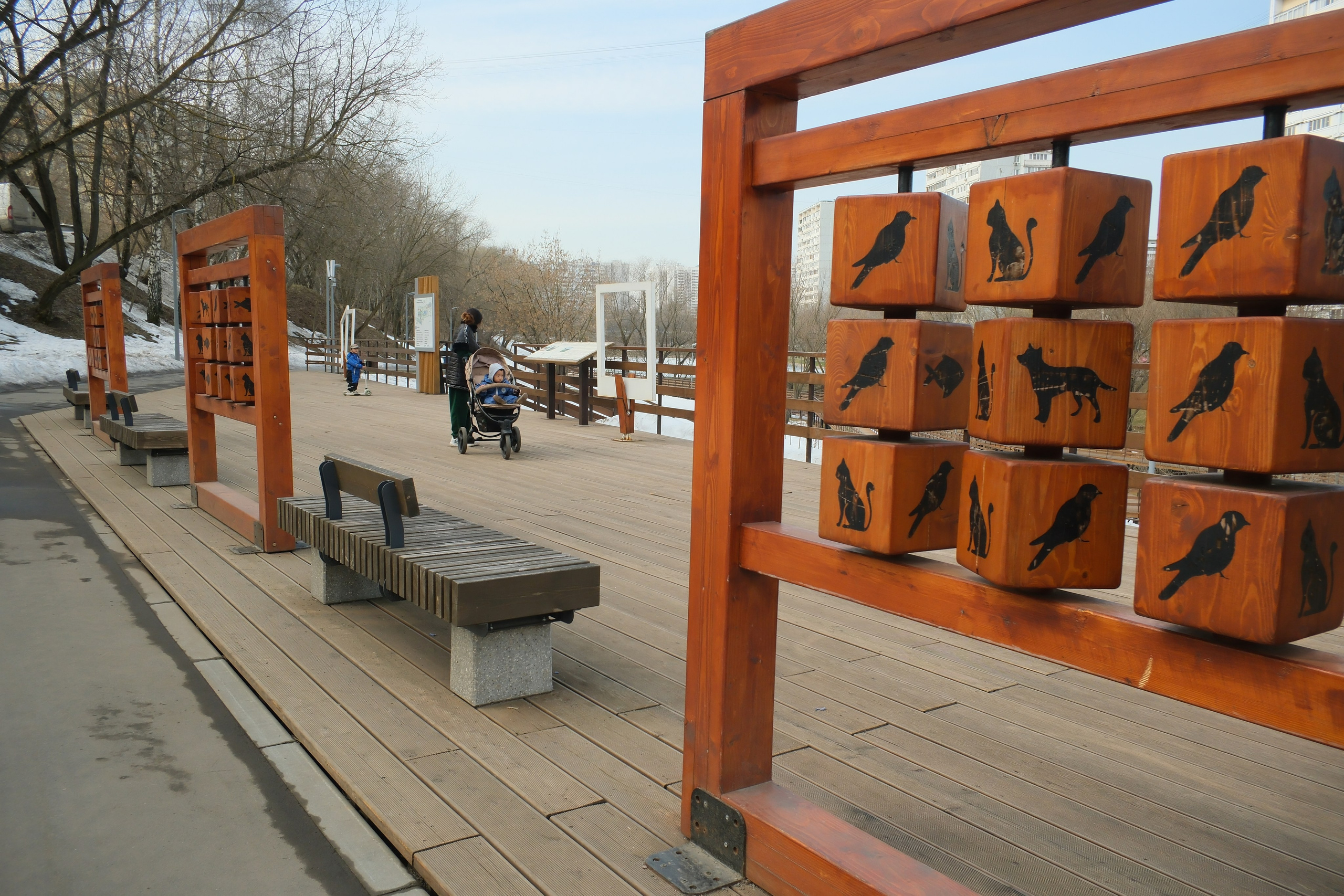 Улица, люди, жизнь…