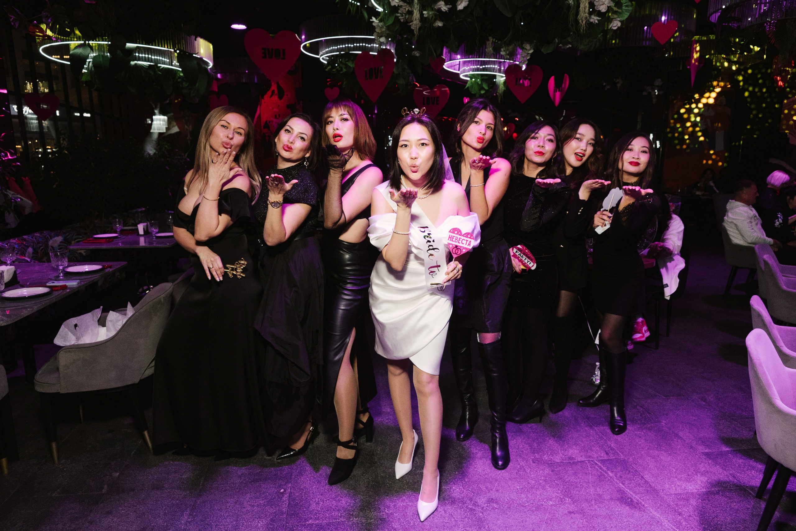 Девичник. Профессиональная съемка в Алматы