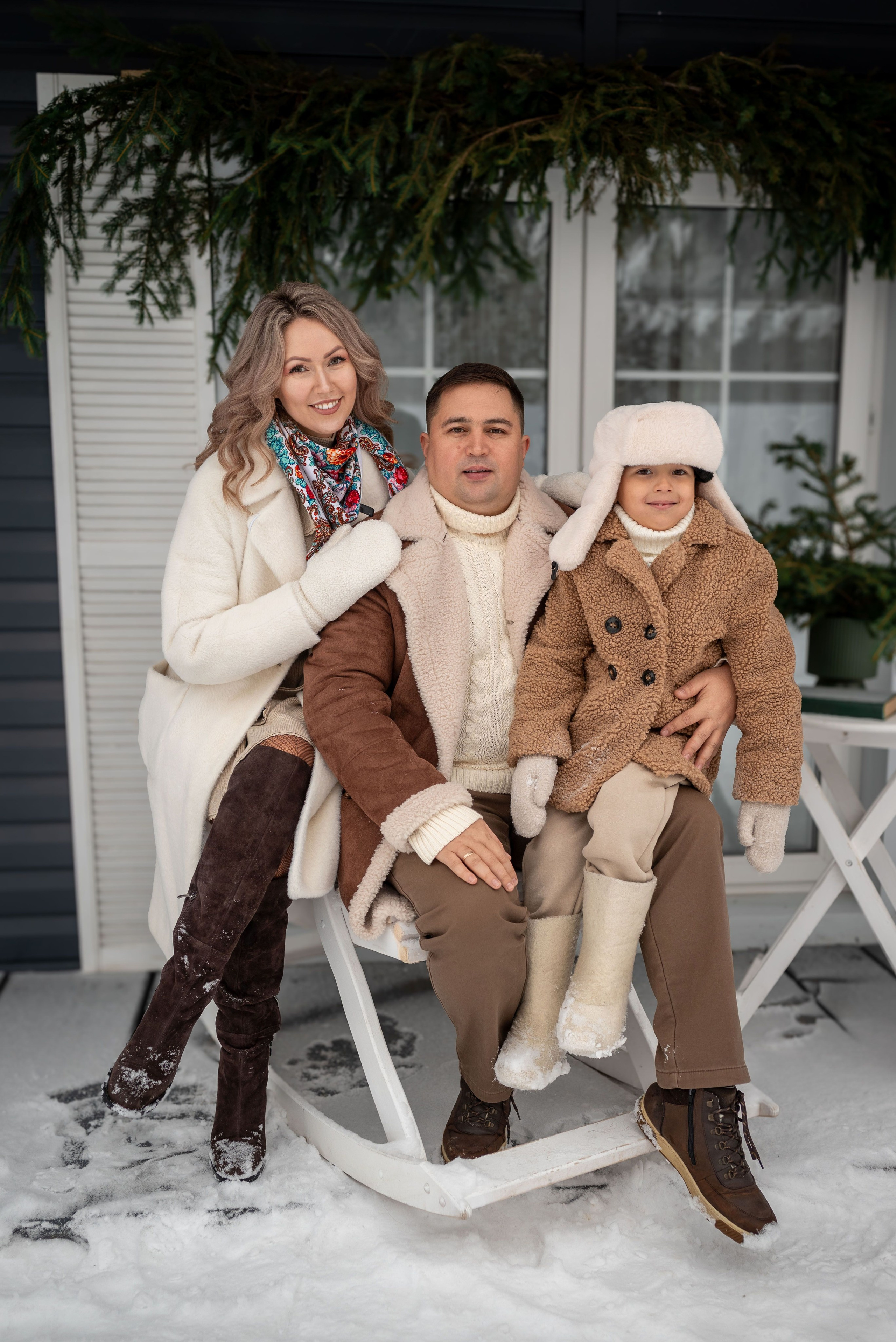 Галя с семьей_декабрь 2025. Меня зовут Михайлов Сергей, занимаюсь фото и видео г. Чебоксарах