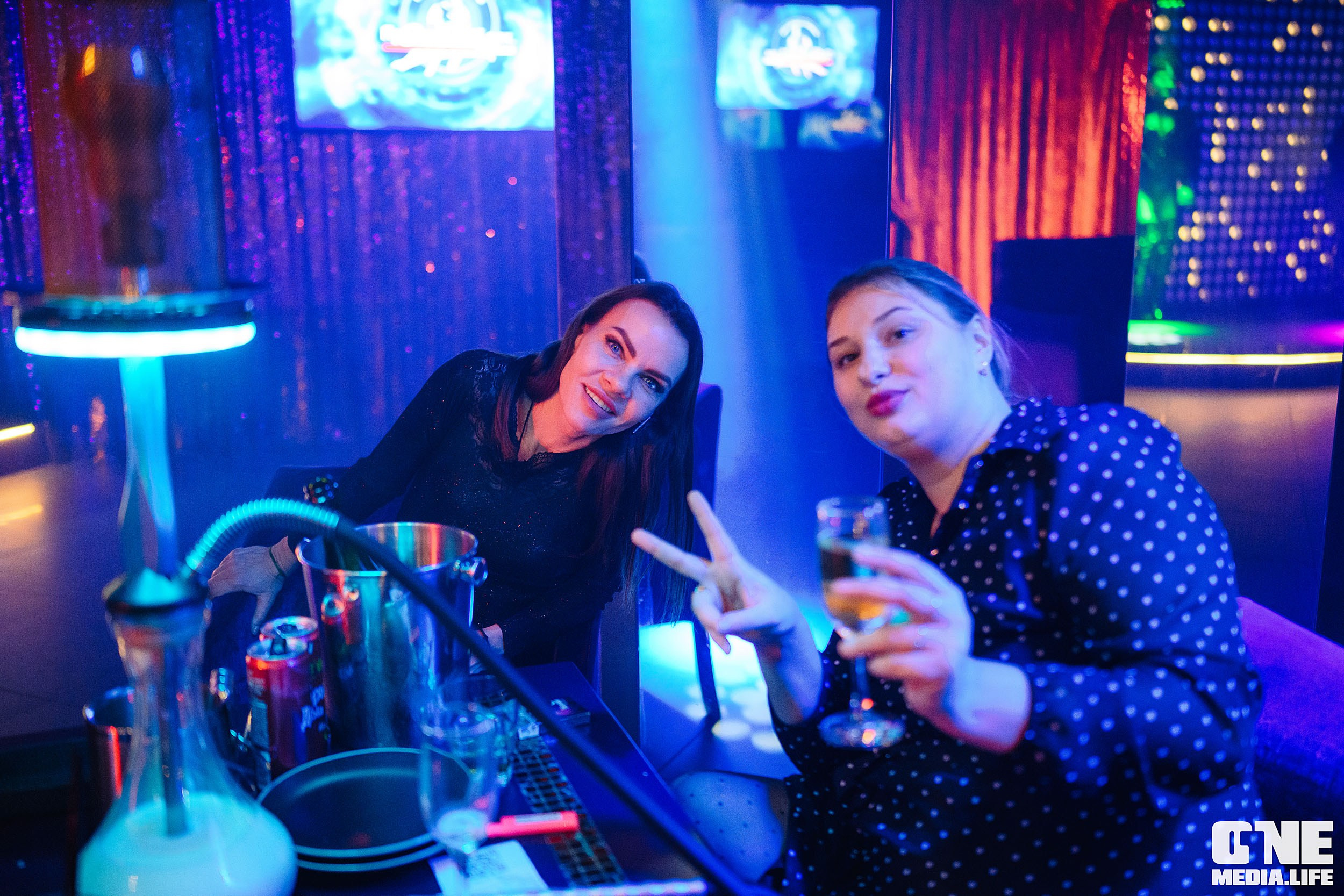 Фоторепортаж из караоке-клуба Эйфория. One Media Life: фоторепортажи, фотоотчеты с мероприятий и заведений