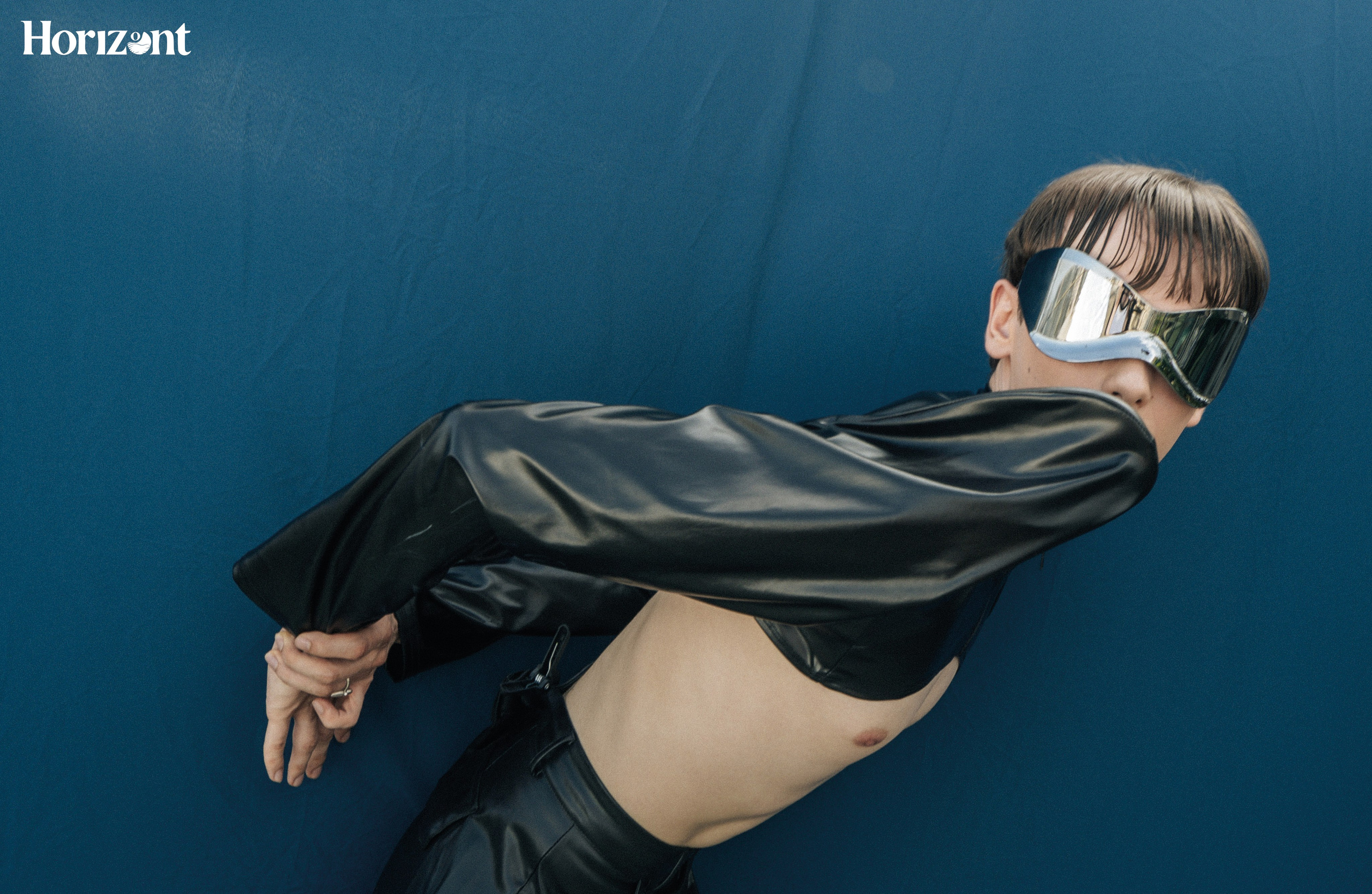 ALEX. Horizont ZIN | Bold fashion | Innovative art