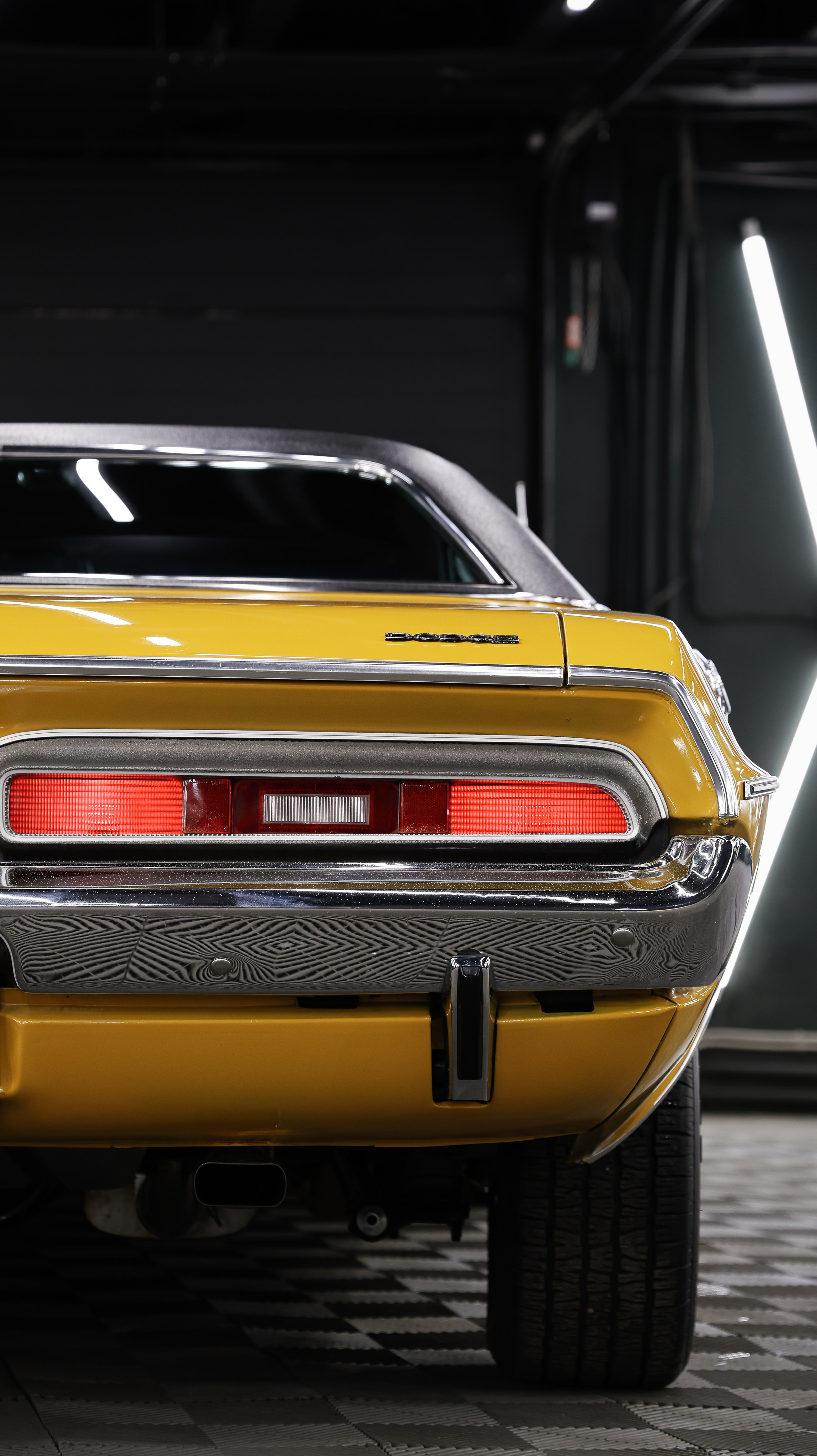 Dodge Challenger. NK