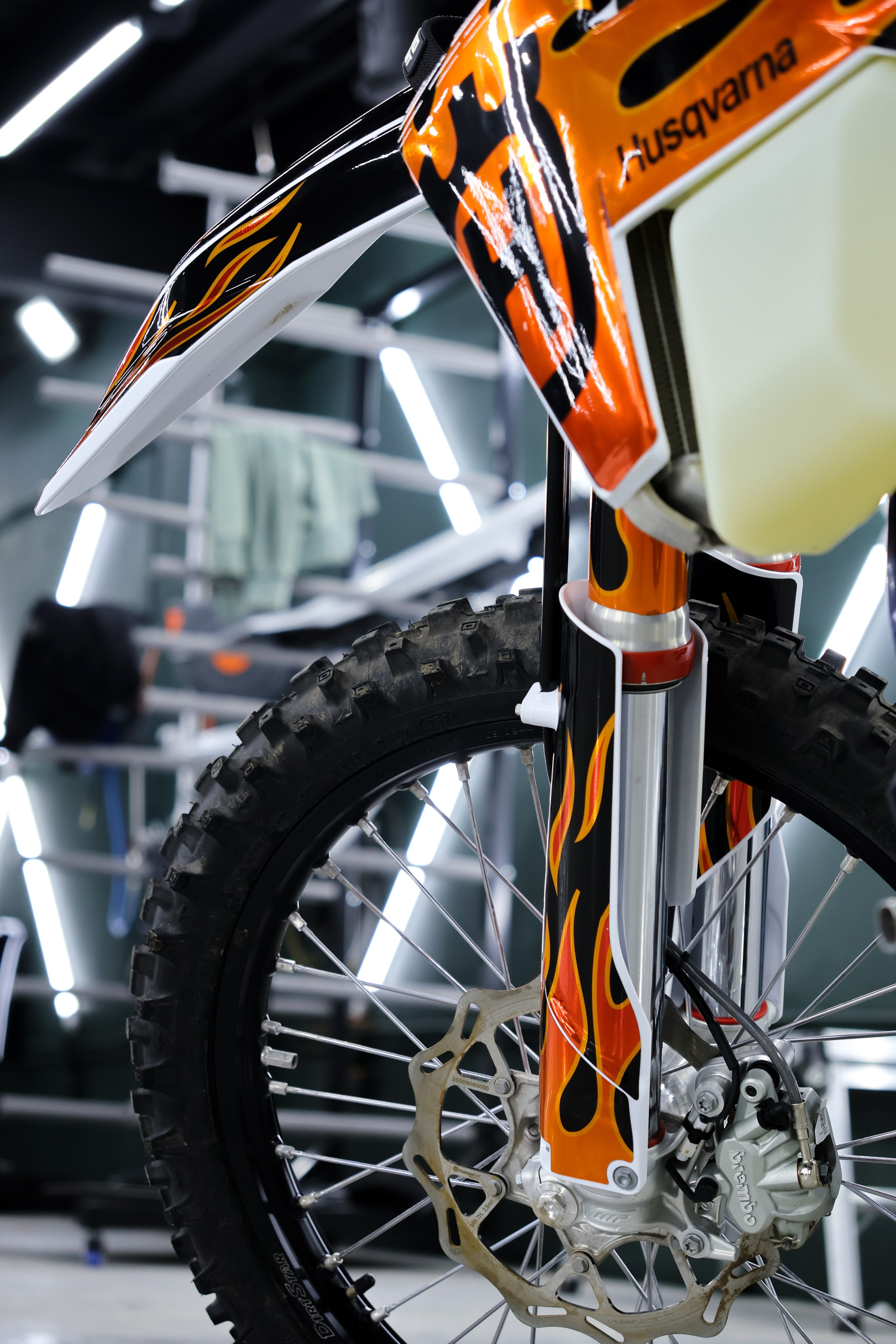 Husqvarna FE501. Photo-nk