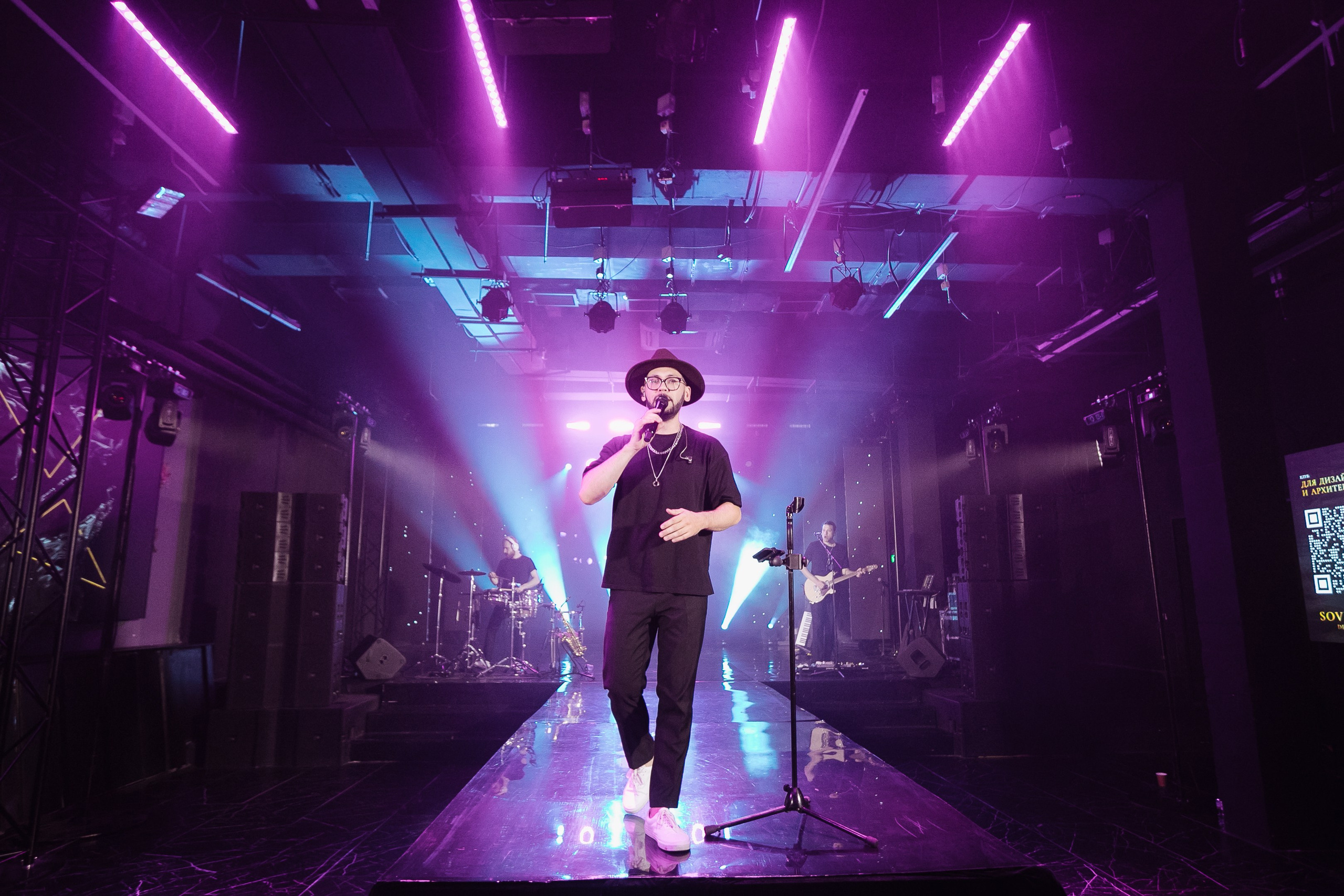 Концерты. VICTOR SAPOZHNIKOV