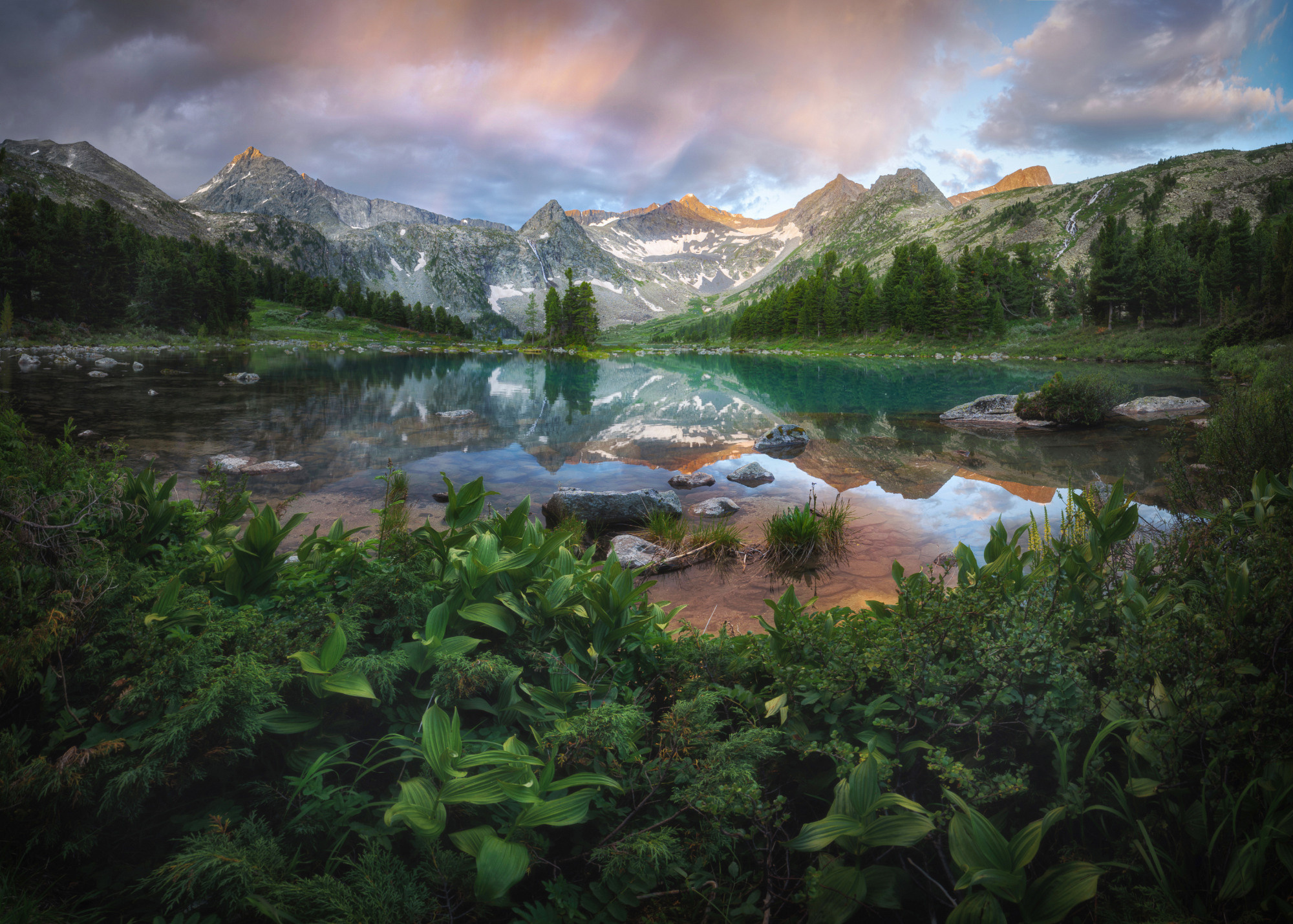 Рассветная вирга. Автор фото Алена Рубан