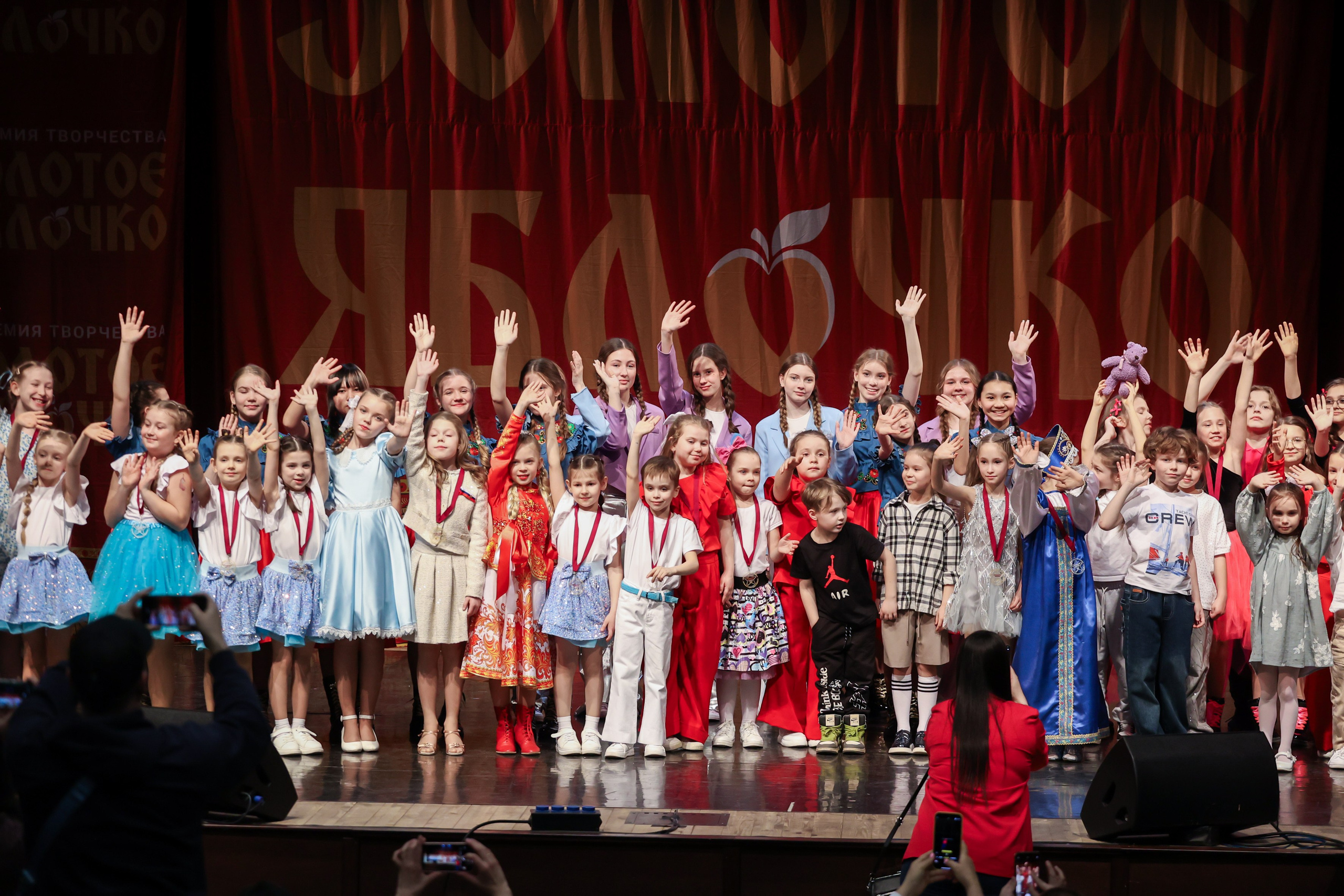 12 апреля, блок 2, г. Москва. Золотое яблочко