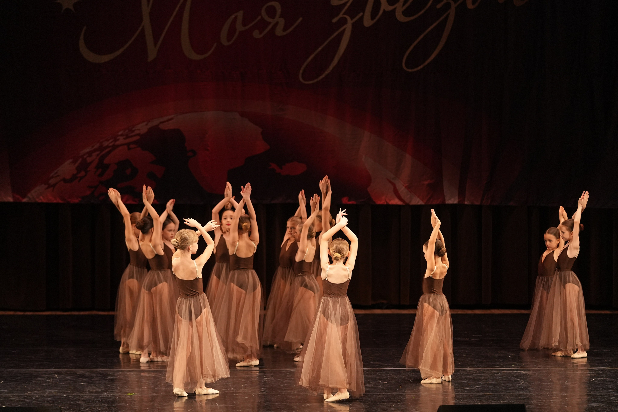 7 декабря, блок 2, г. Москва. Золотое яблочко