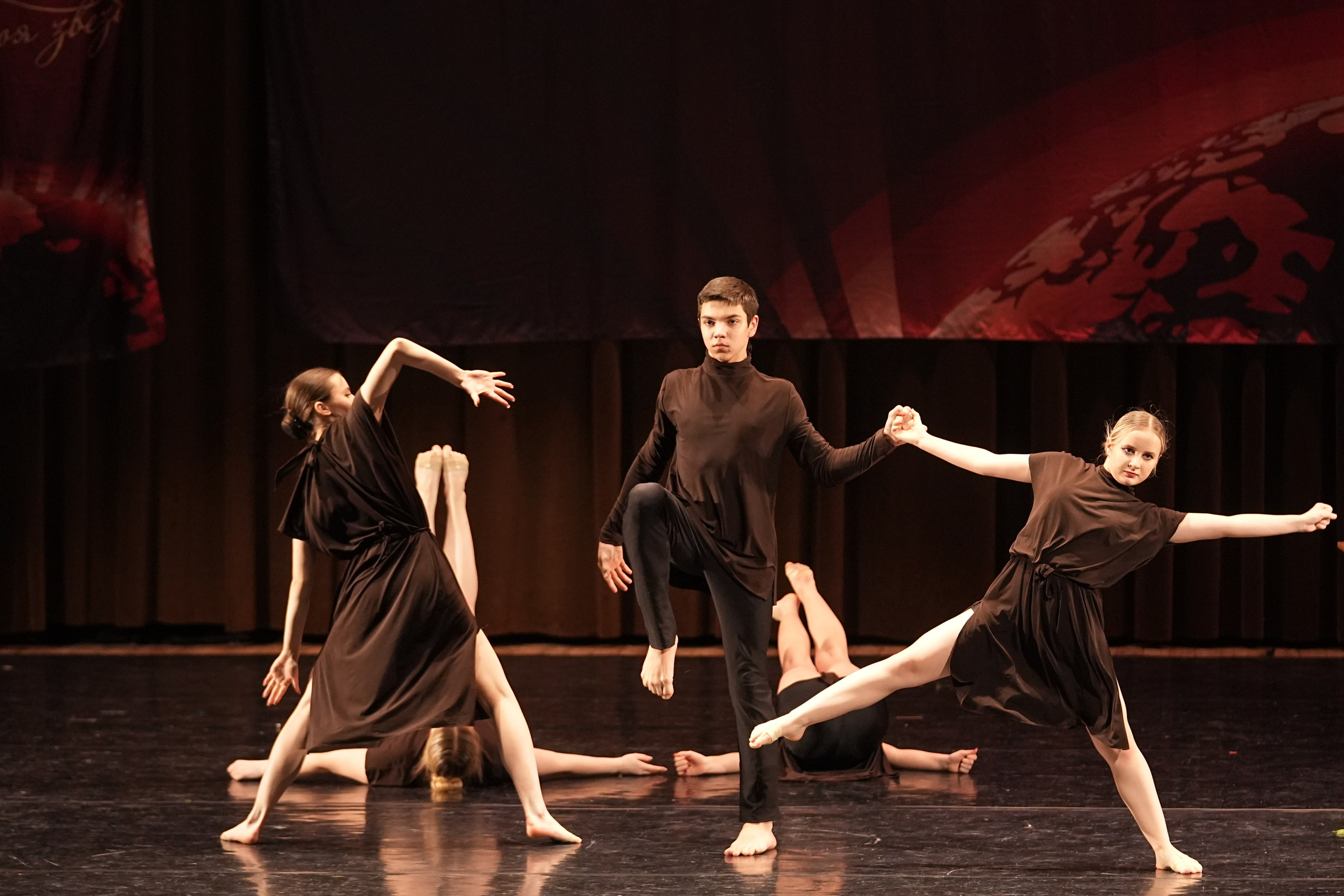 7 декабря, блок 2, г. Москва. Золотое яблочко