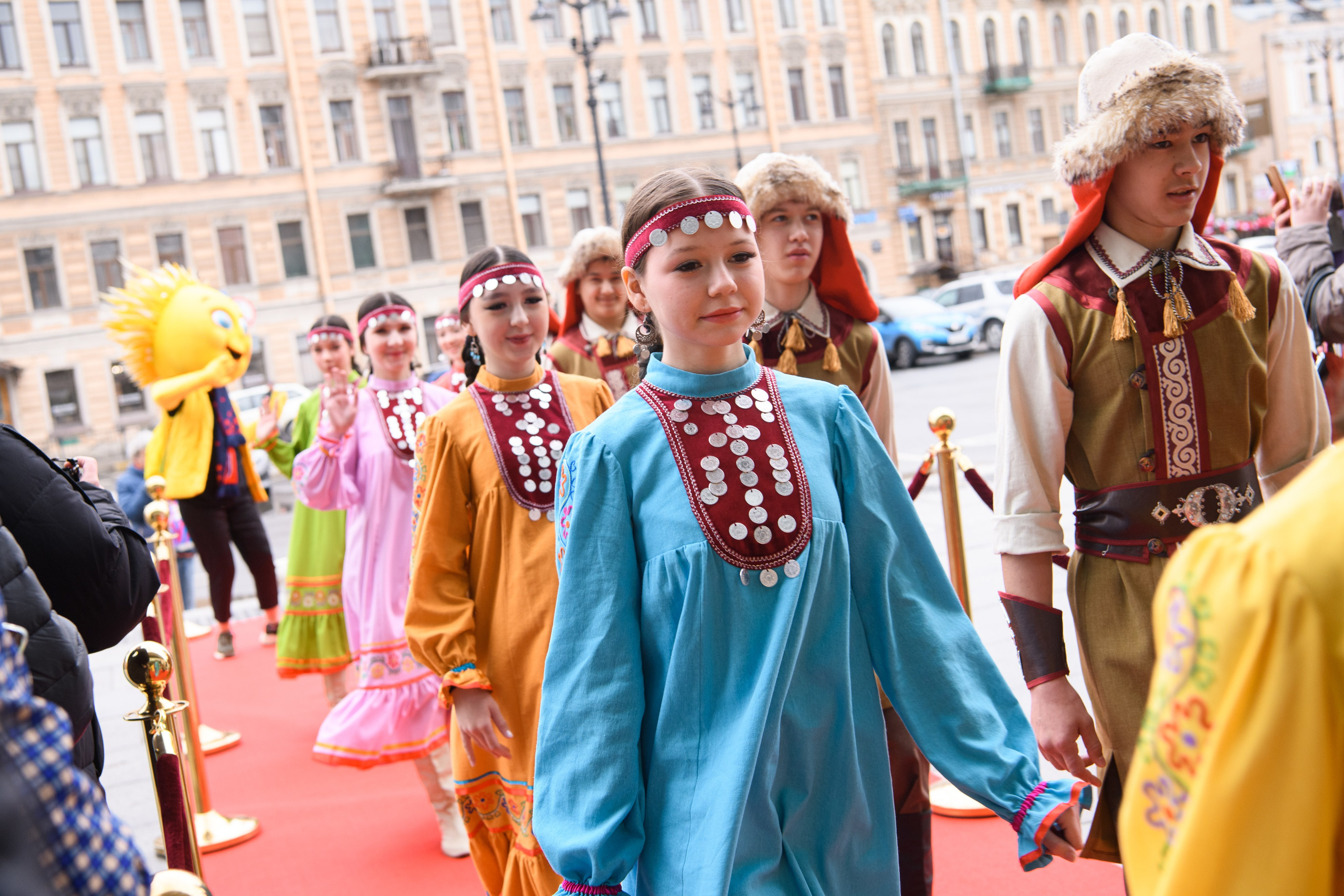 23 апреля, часть 1, БКЗ Октябрьский, г. Санкт-Петербург. Золотое яблочко