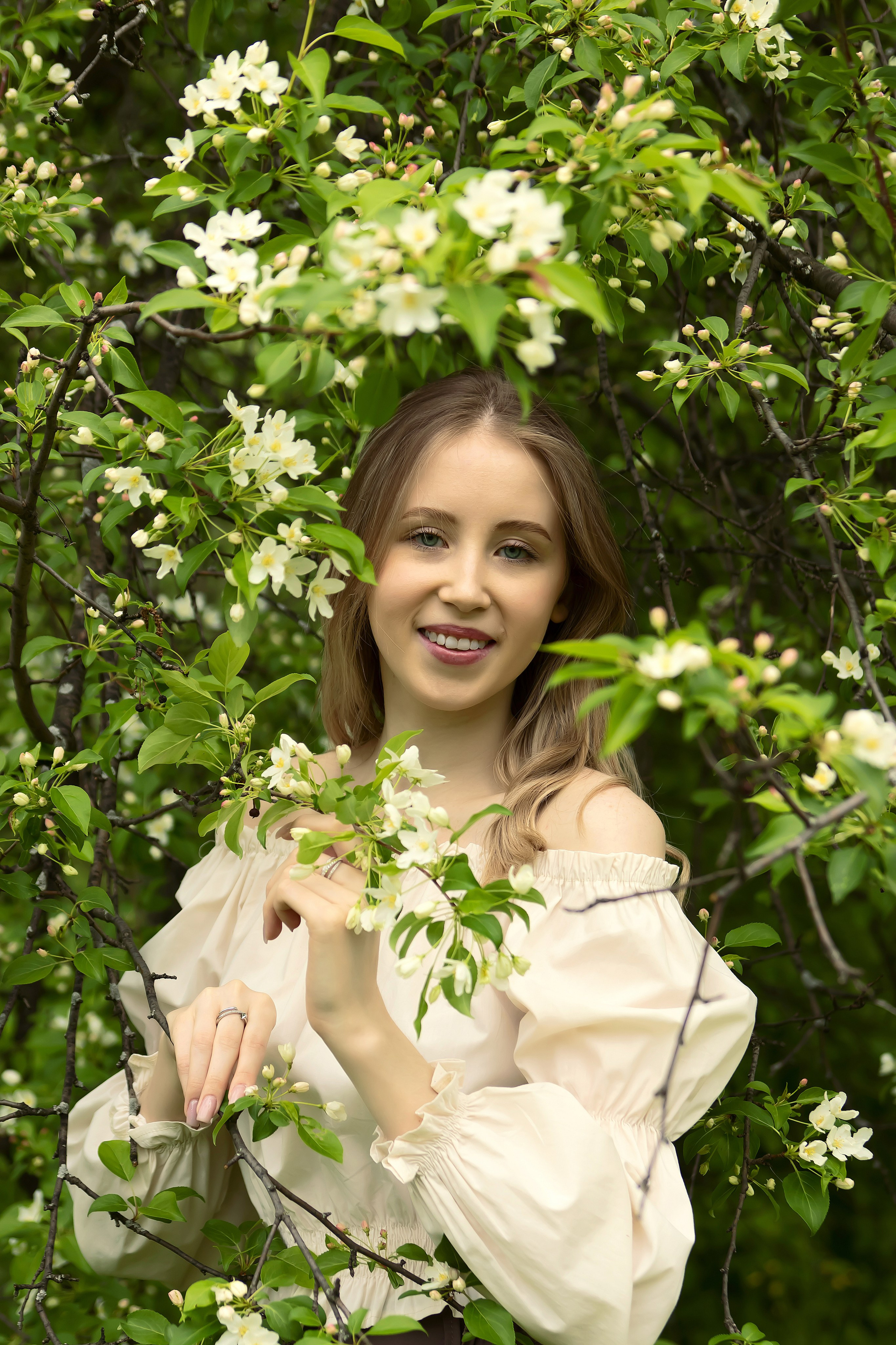 Индивидуальная фотосессия на цветении. Детский и семейный фотограф Кемерово Антонина Семеркова!