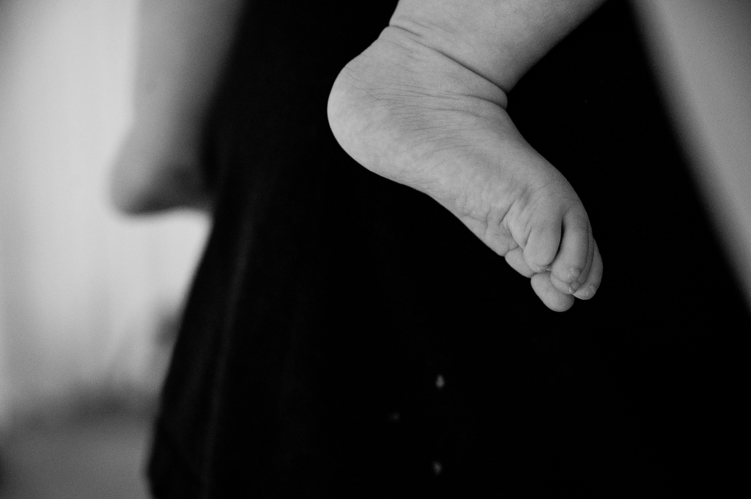 Профессиональный фотограф беременности в СПБ. Стильные фотосессии беременности в стиле минимализм и классическая фотография