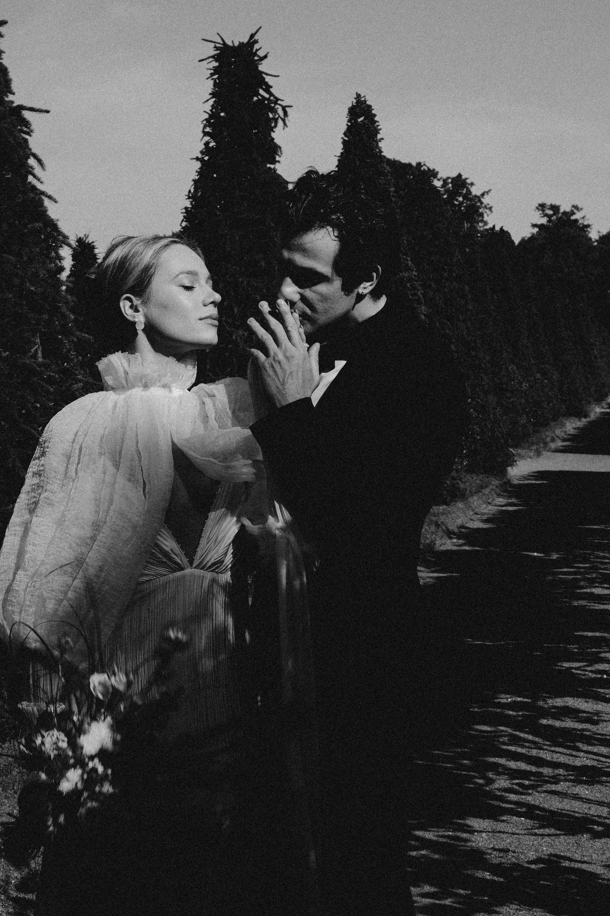 СВАДЕБНАЯ СЬЕМКА В ПАРКЕ ОРАНИЕНБАУМ. Профессиональный фотограф, Санкт-Петербург — Виктория Богомолова