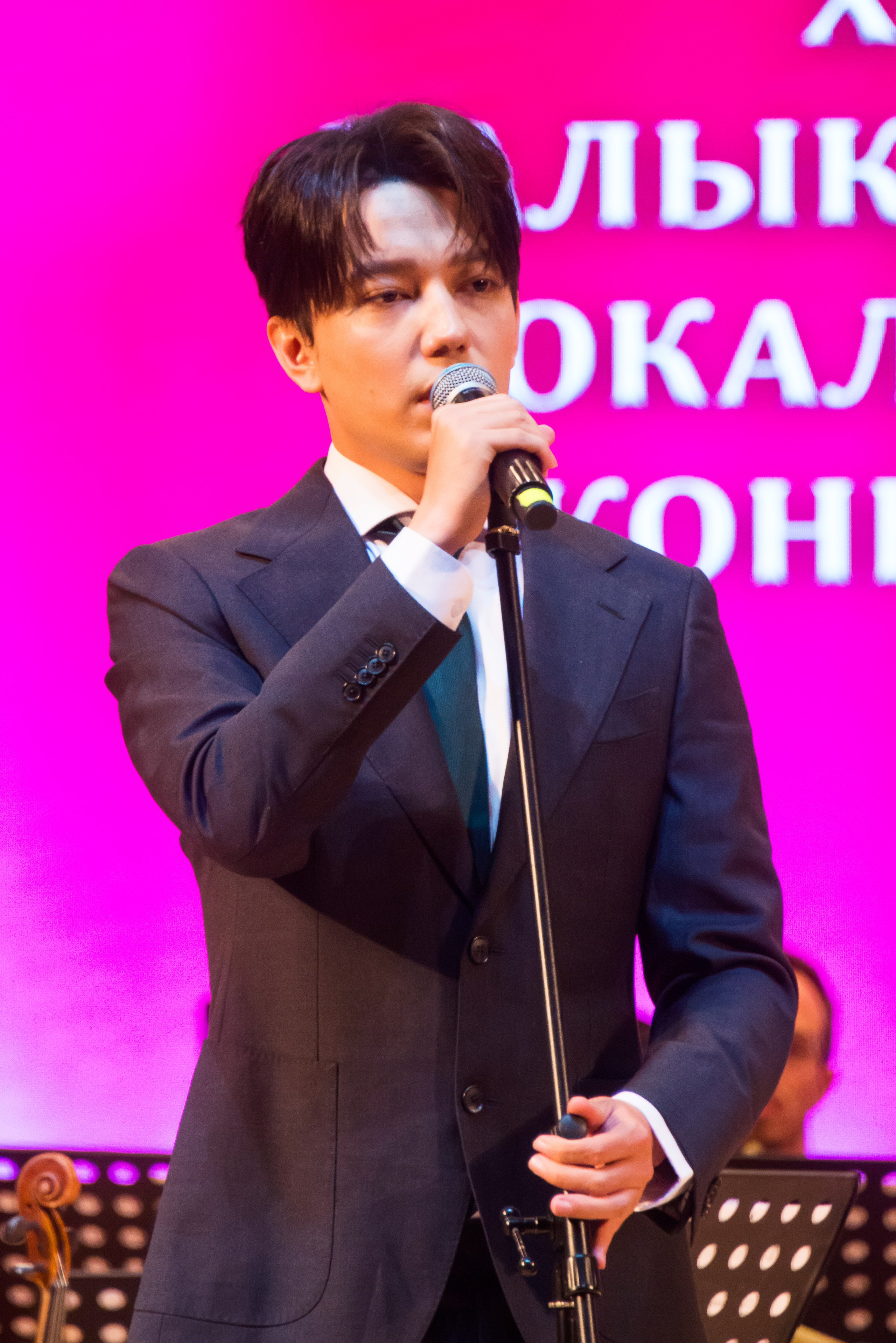 Конкурс вокалистов Бибигуль Тулегеновой (25.09.2025.). Фотосъёмка. Фотограф Сергей Авдеев-семейный и детский фотограф в Алматы