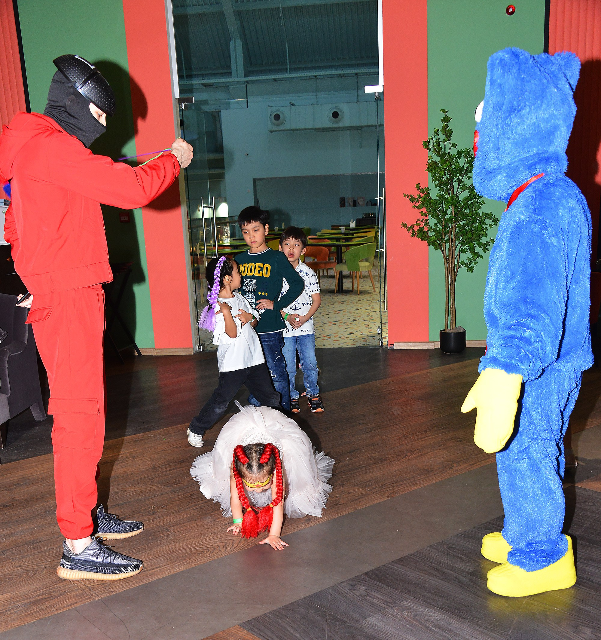 Дети-6 (Айлин-8 лет). Фотосъёмка. Фотограф Сергей Авдеев-семейный и детский фотограф в Алматы