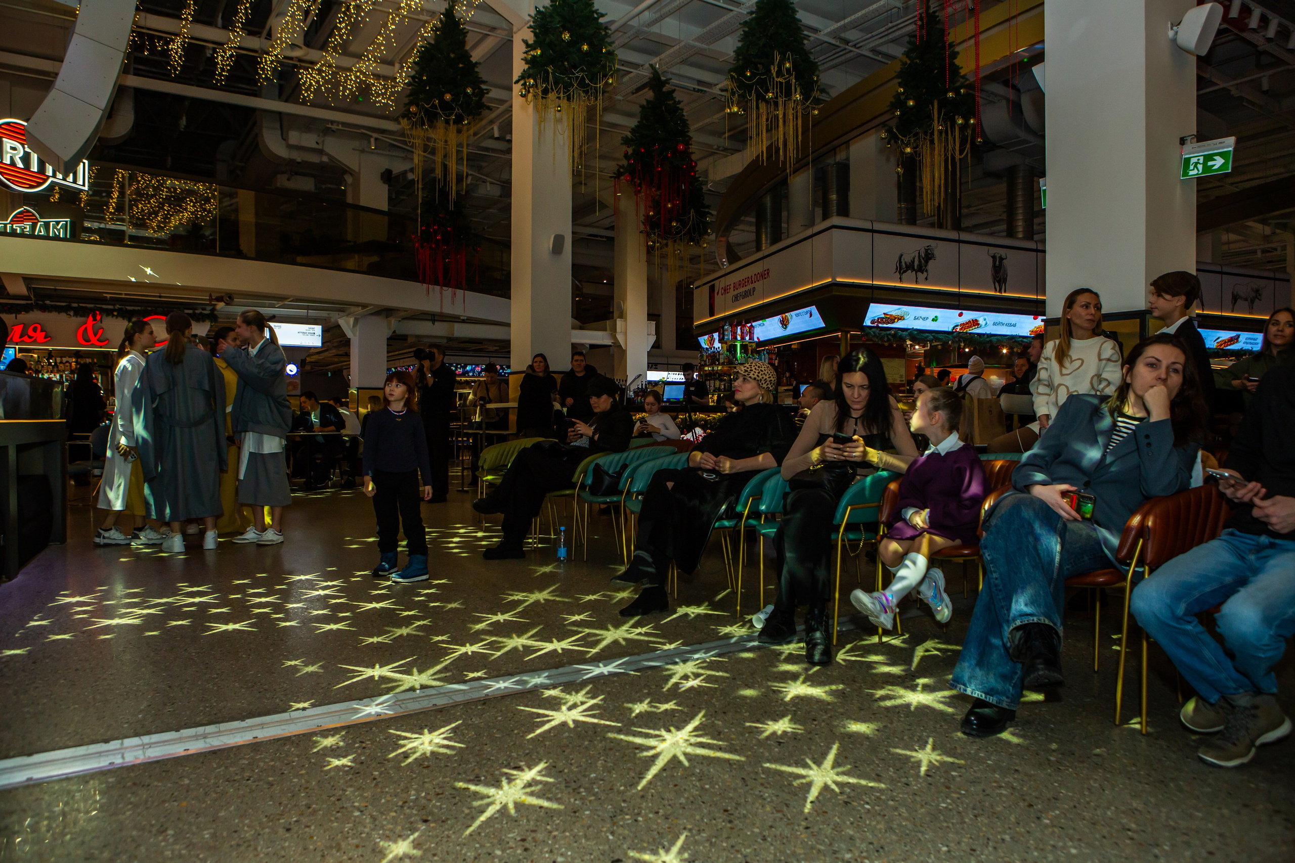 Показ-концерт детского модельного агентства SAYMYNAME. Репортажный, семейный, свадебный, портретный фотограф