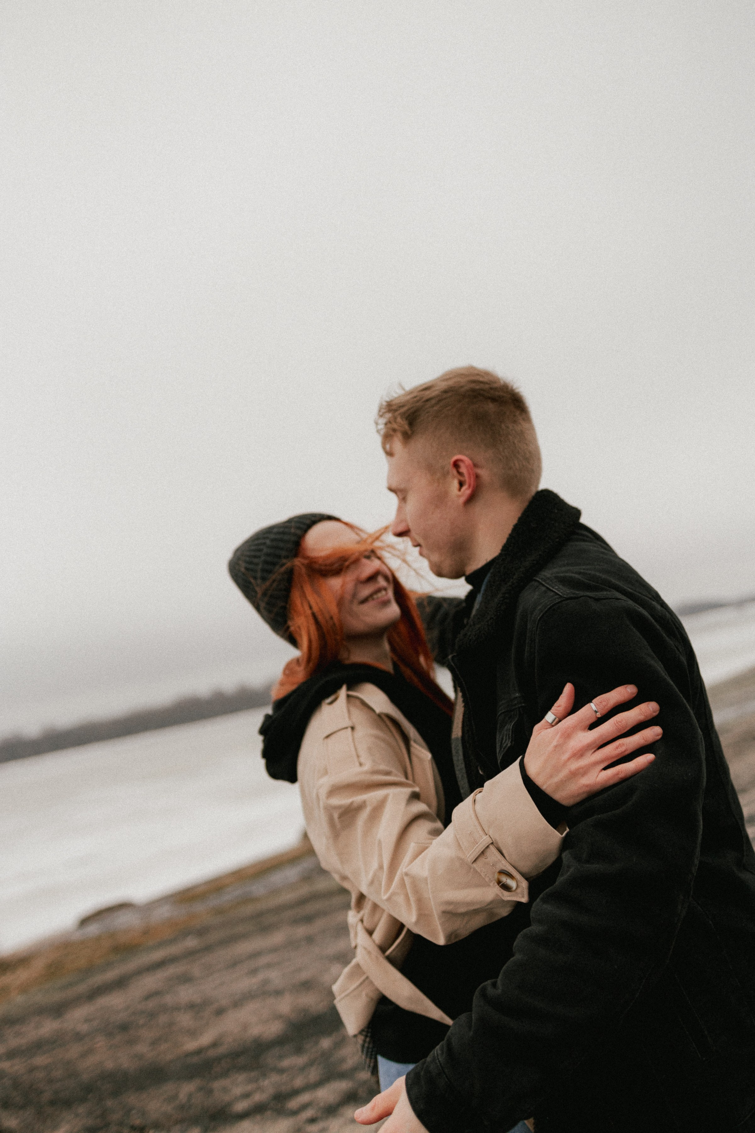 Love story на скале. Фотограф в Выборге и Санкт-Петербурге Маша Гуляева