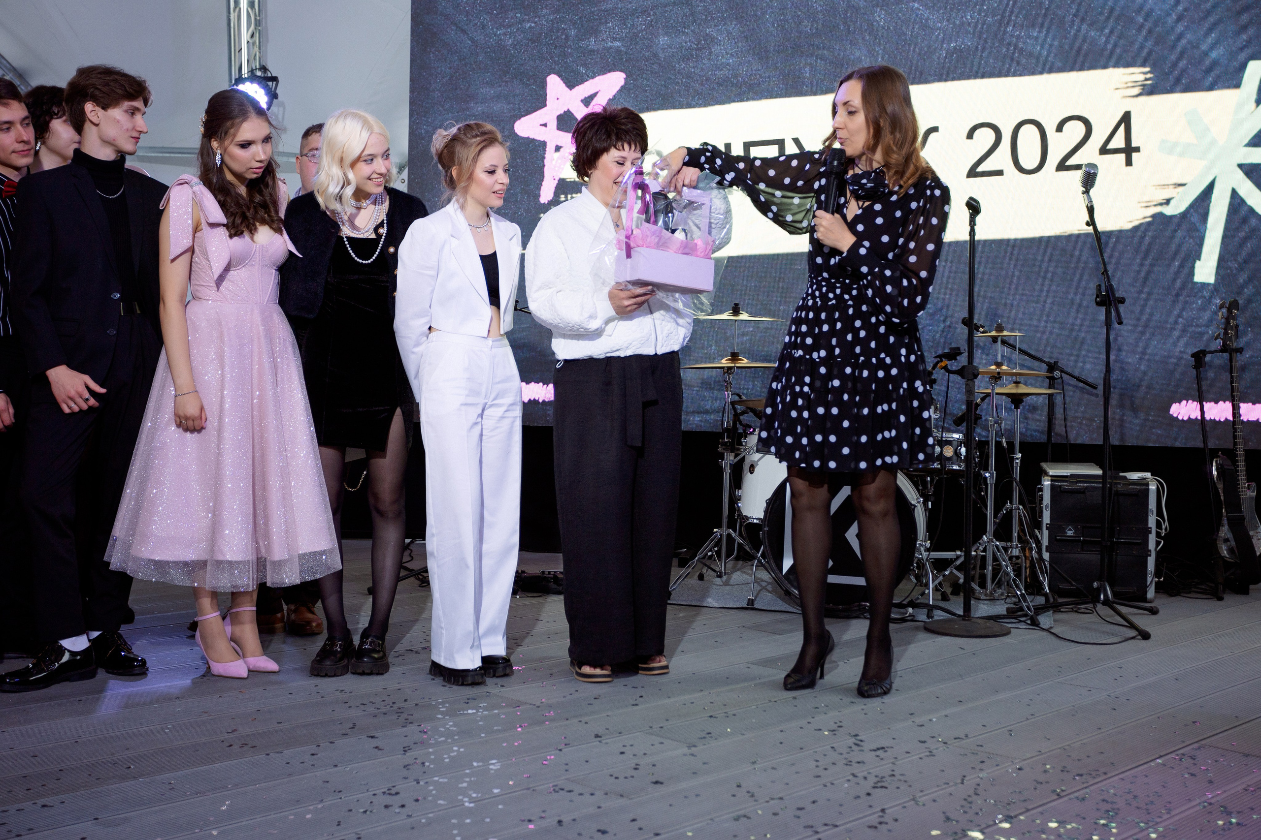 ВЫПУСКНОЙ: Волки-Липки. Все фото. Профессиональный фотограф в Ижевске Леша Петров