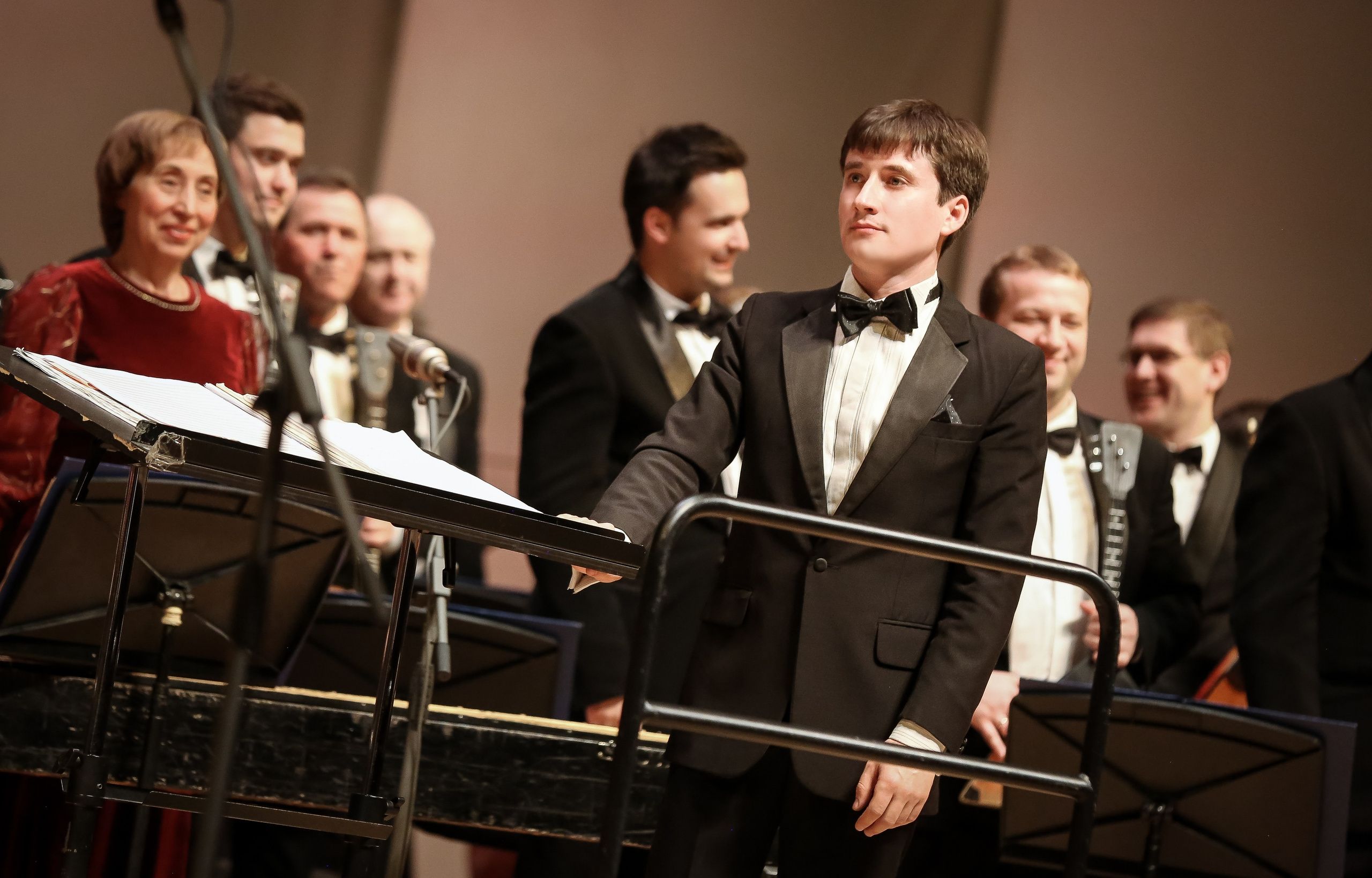 Концерт «Один виток вокруг планеты» ко Дню космонавтики. Дарья Письменюк / Darya Leitstern — фотограф, музыкант, журналист, путешественник