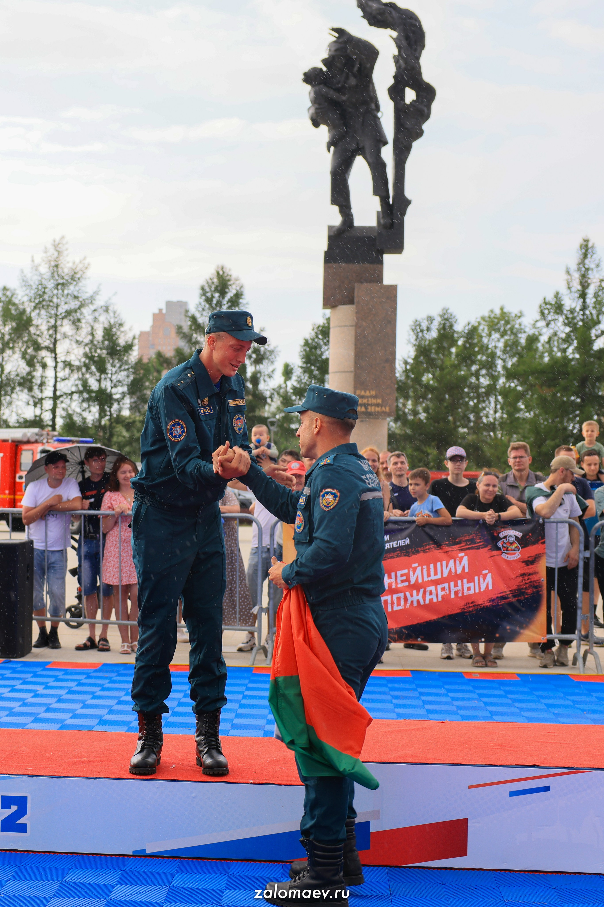 Сильнейший пожарный. Фотограф Александр Заломаев