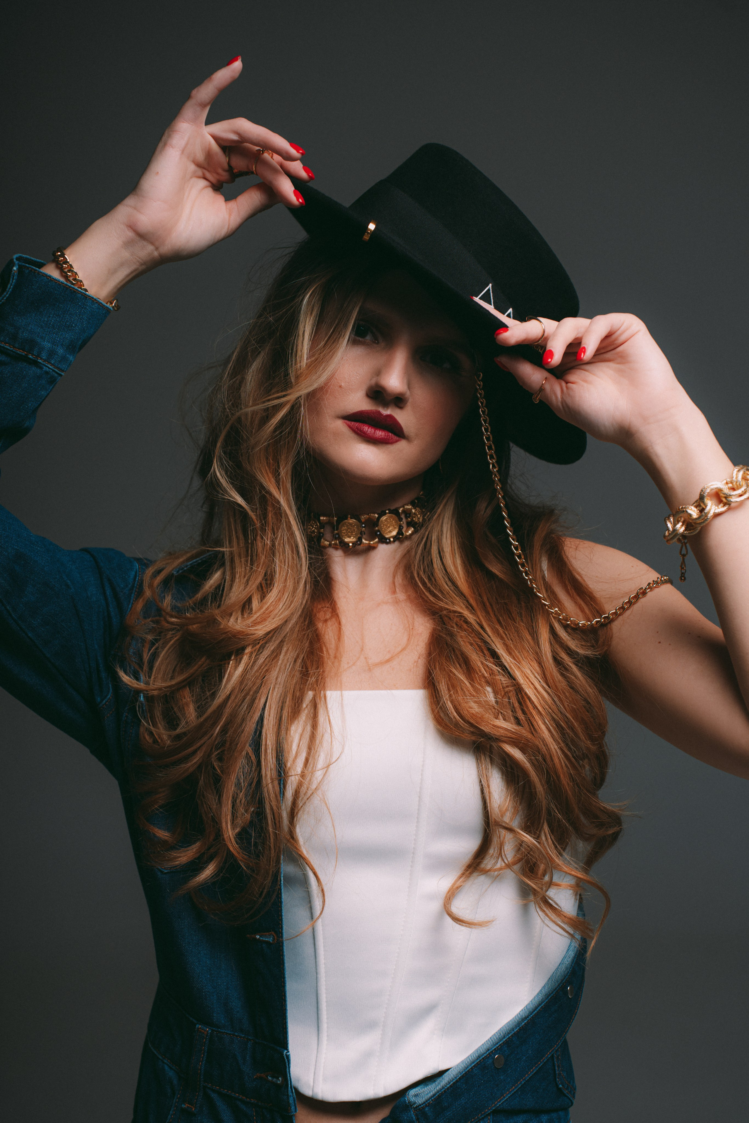 Sofia. Https://instagram.com/ana.stasia.n