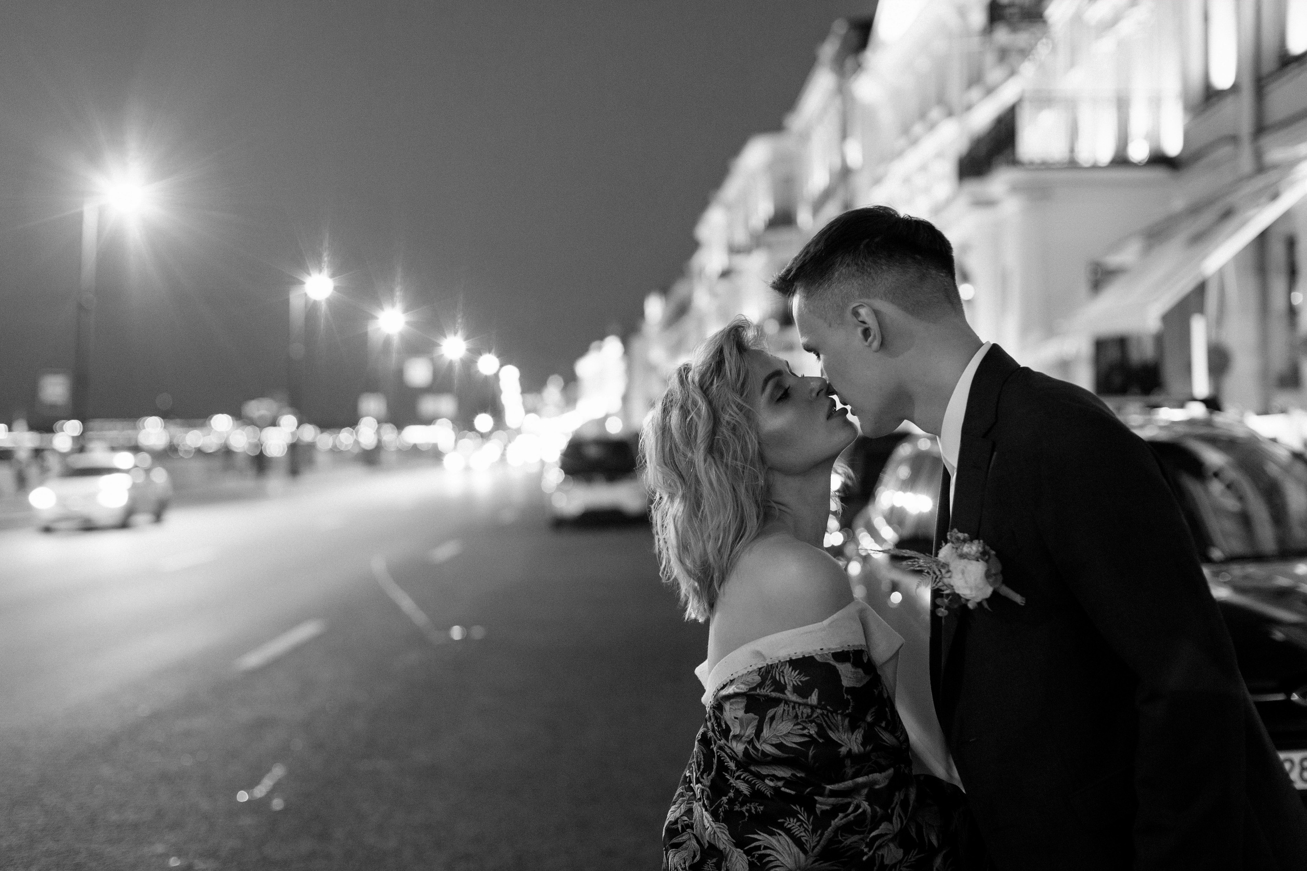 Свадьба для двоих с прогулкой в Выборге. Свадебный фотограф в Санкт-Петербурге Вика Стукачева