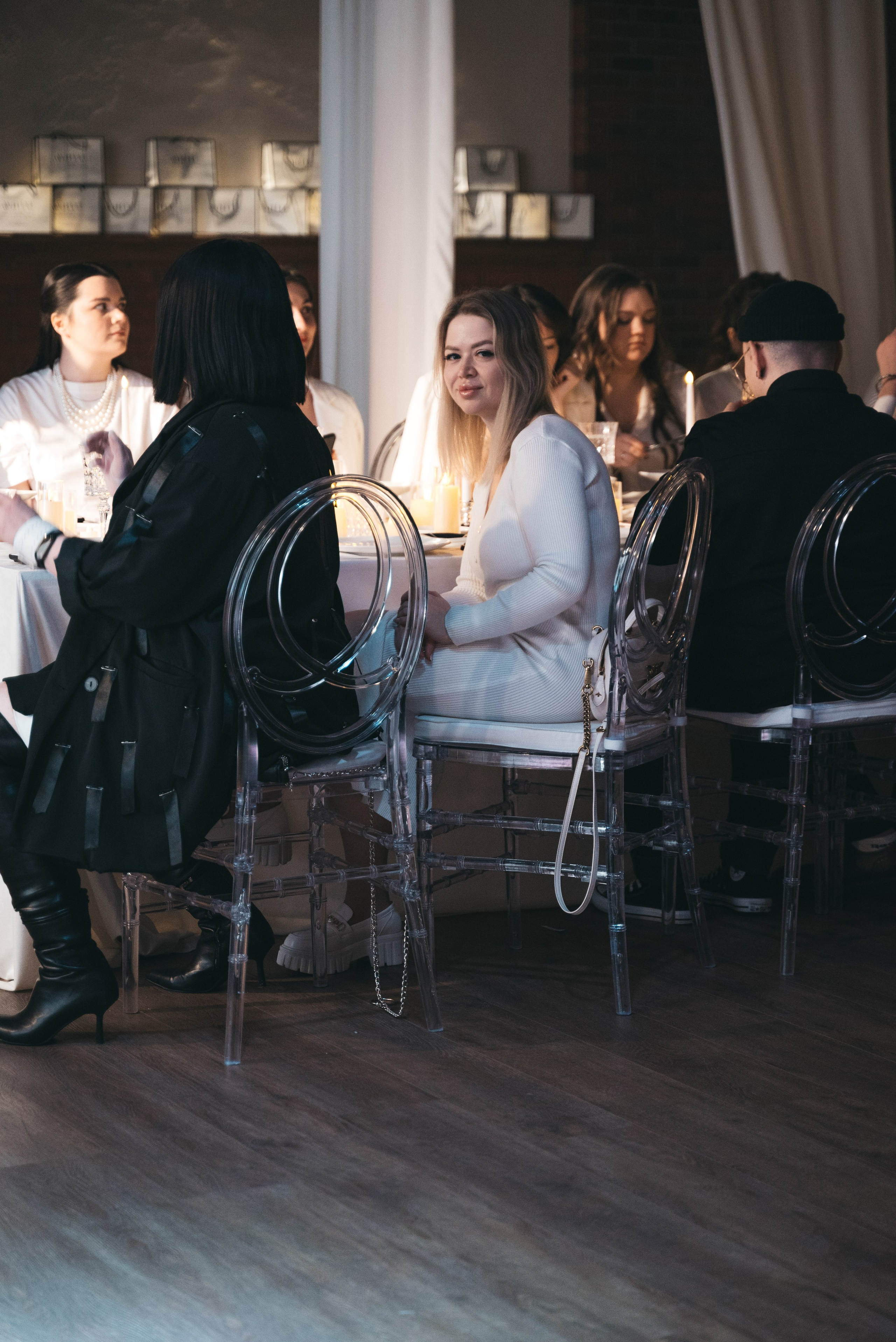 WhiteRoom Pre-wedding. Репортажный и свадебный фотограф в Сургуте