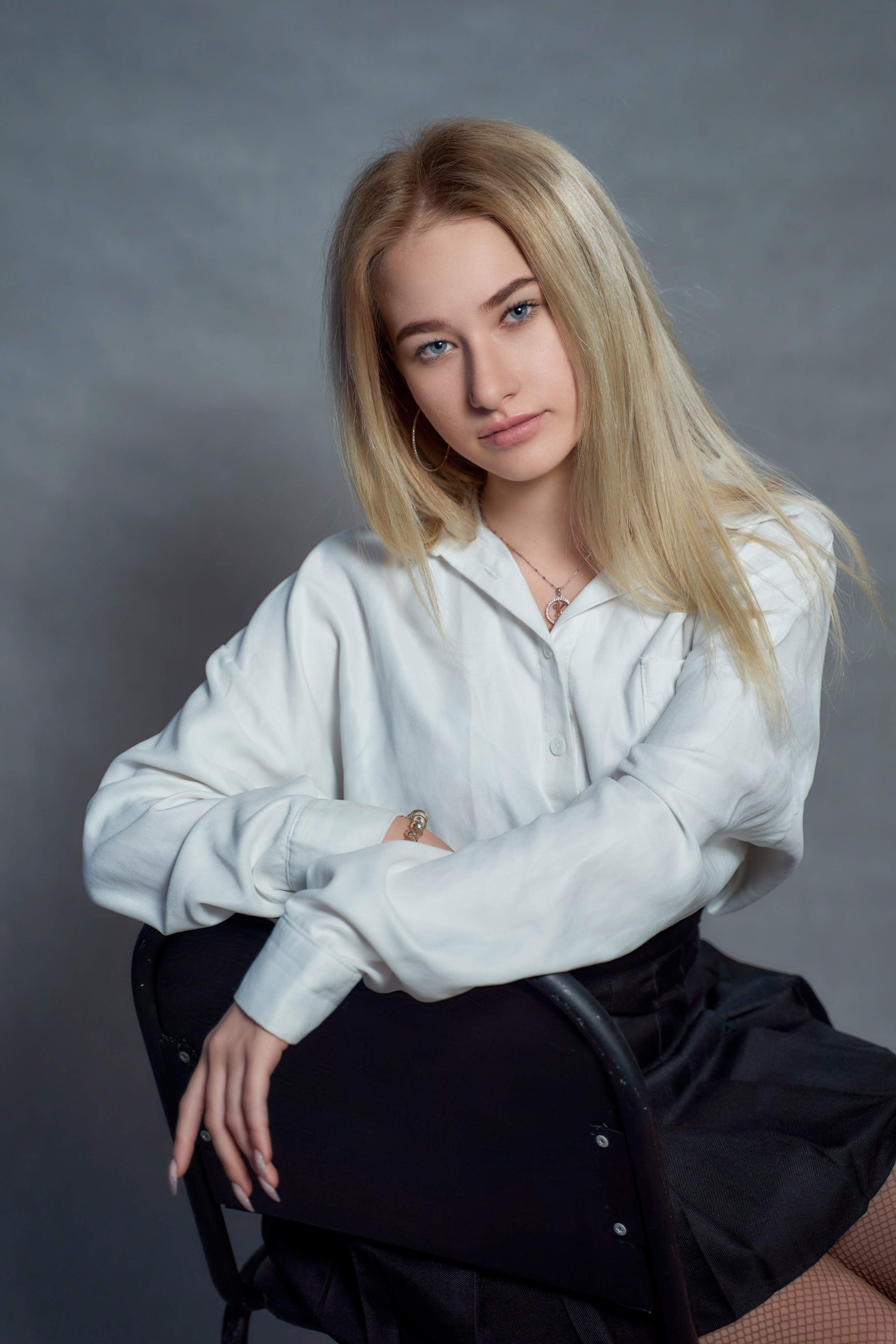 Портретная. Выпускные фотокниги во Владивостоке Джуган Елена