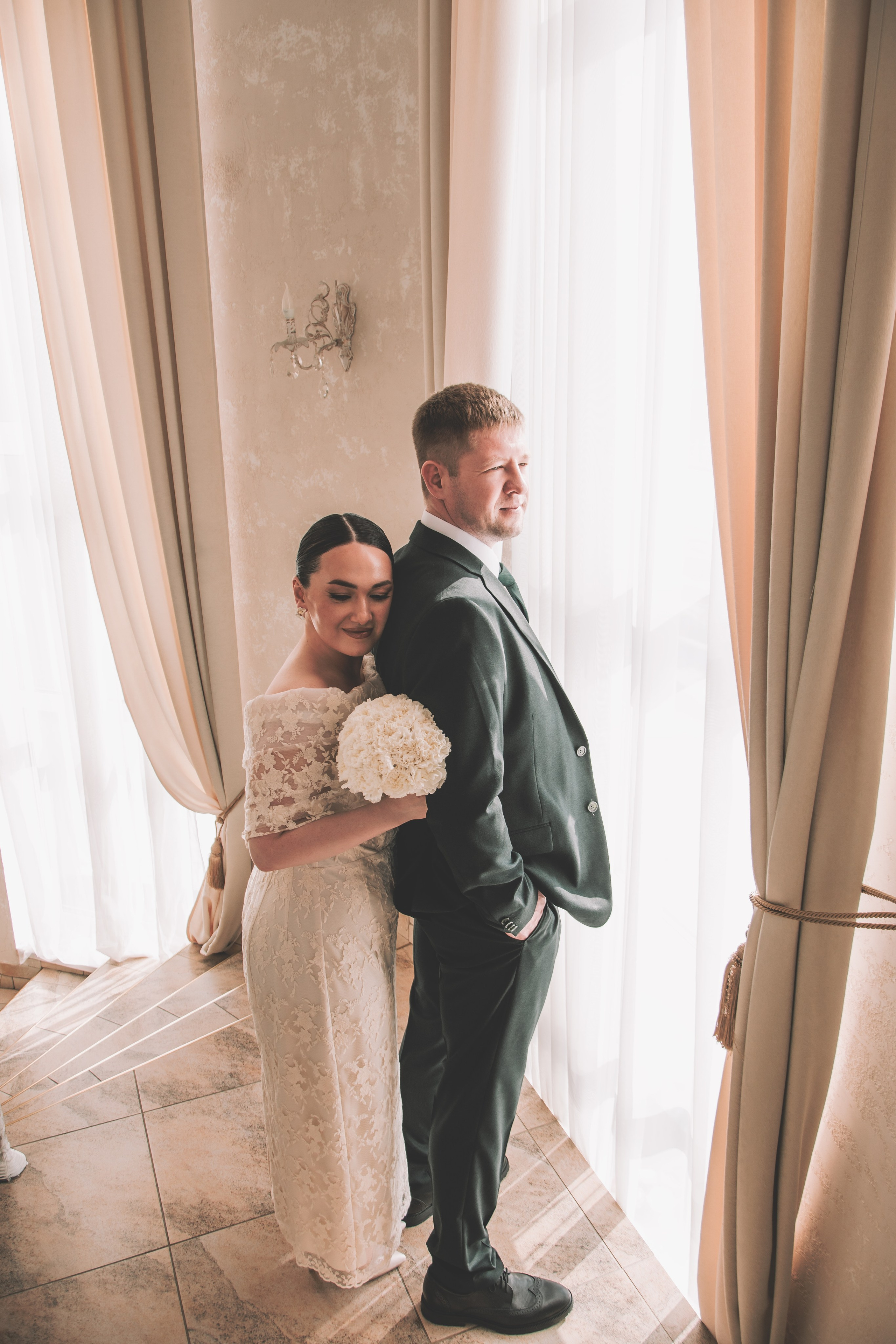 26.04.2025 (Фотосессия, роспись в Онии + фото с банкета). Семейный и свадебный фотограф Губкинский и Ставрополь