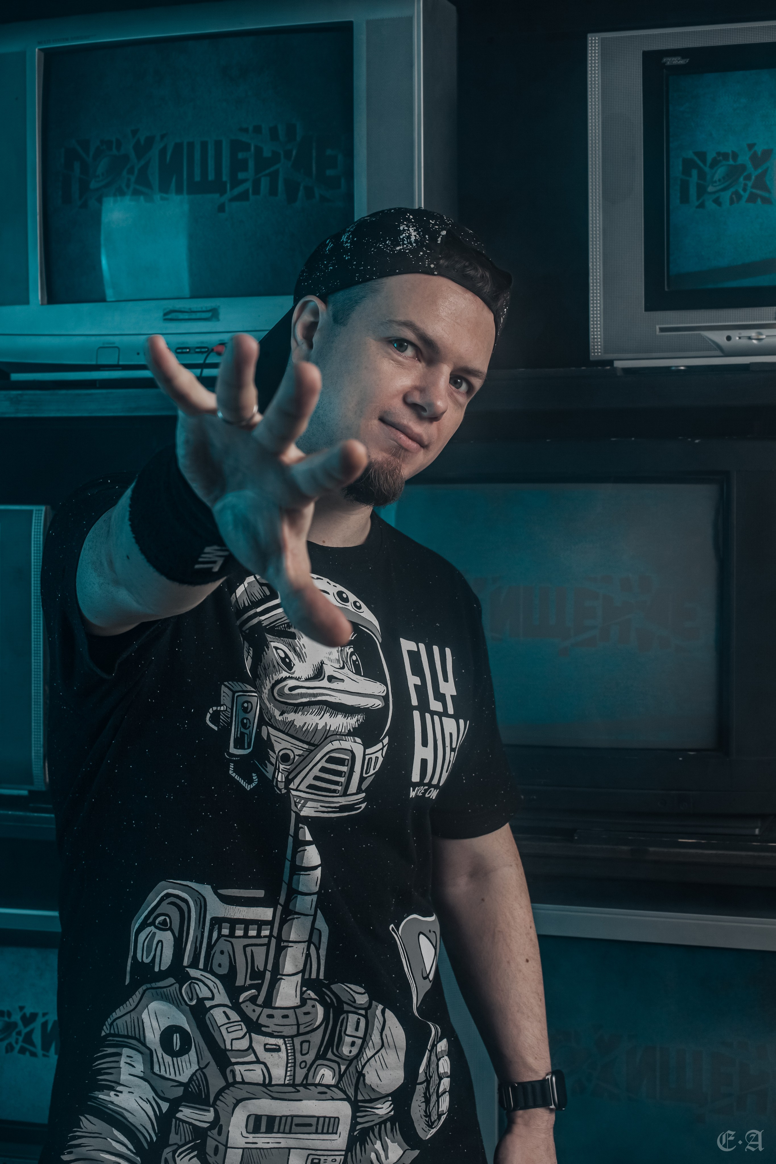 Похищение в октябре. Фотограф Ellairen