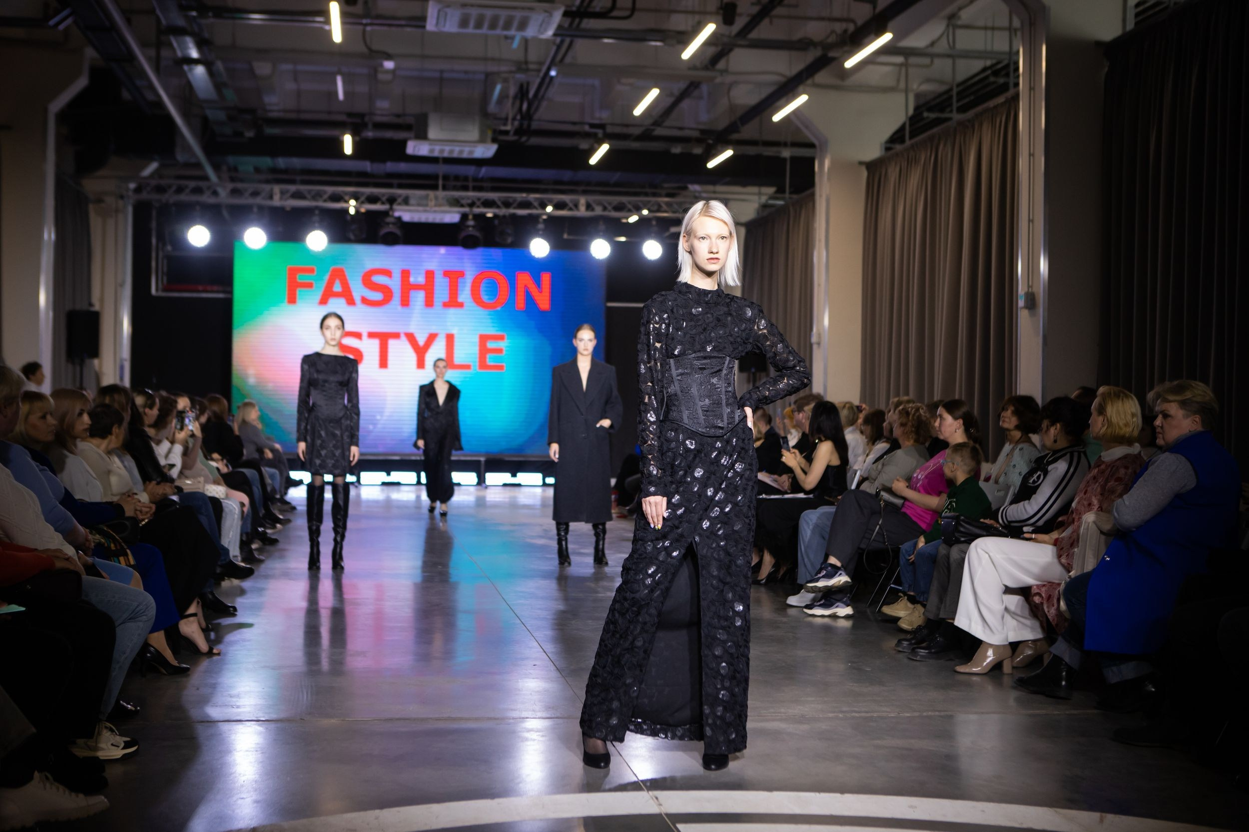 Фестиваль моды и красоты Fashion Style (11 мая 2024). Репортажный фотограф Алексей Пирязев