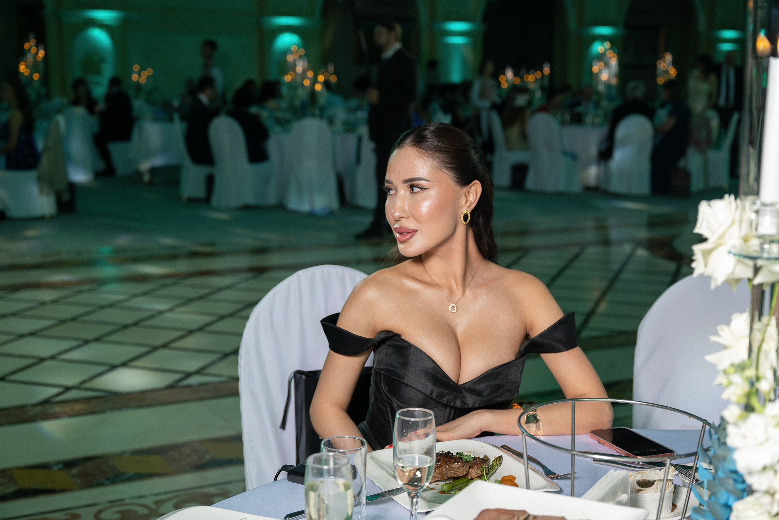 Montale. Photographer in Almaty — Alexey Konkov | Reportage, Weddings, Portraits, Love Story