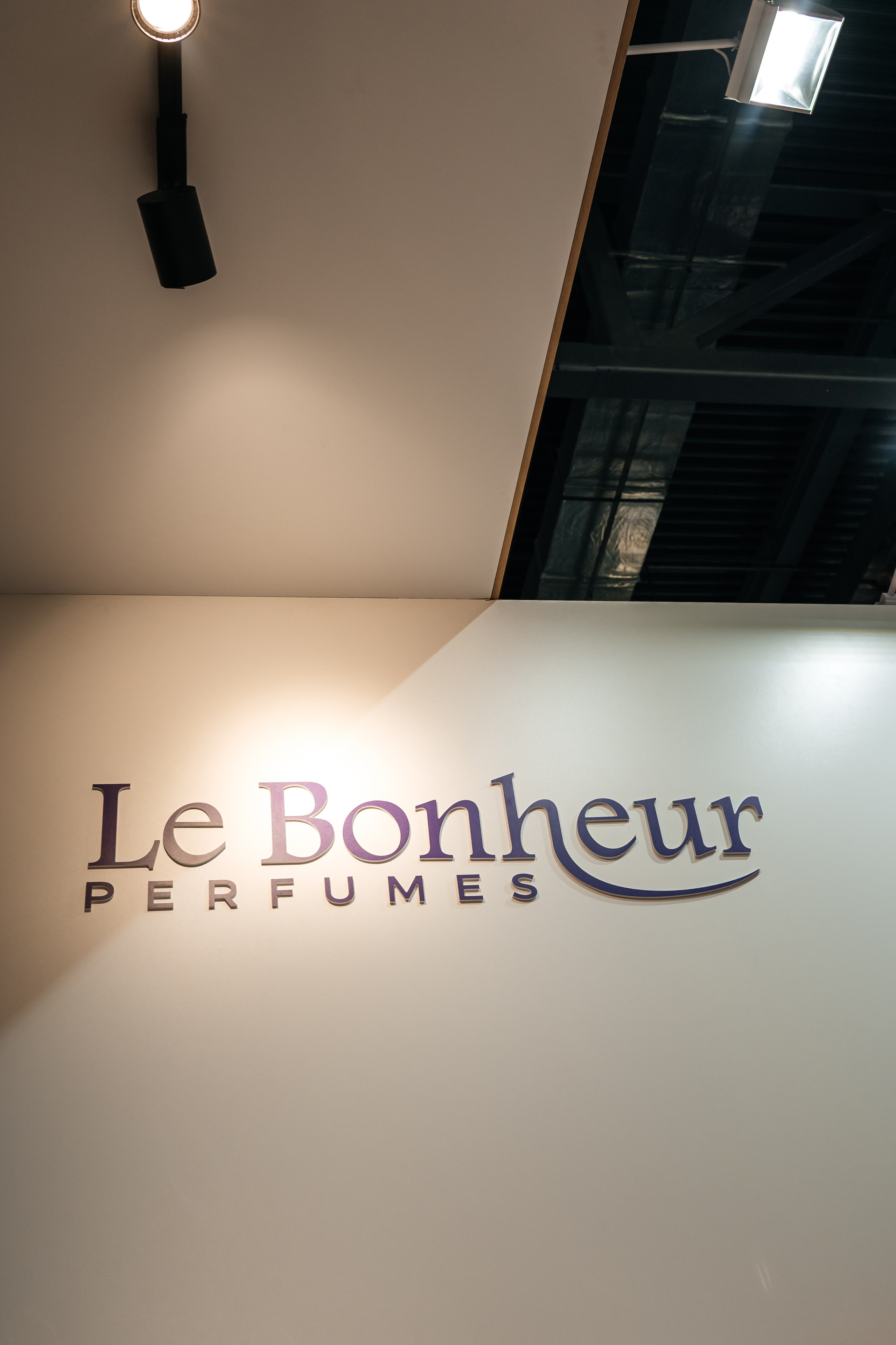 Almas parfumes Intersharm 2025. Фотограф в Москве Елена Брюханова