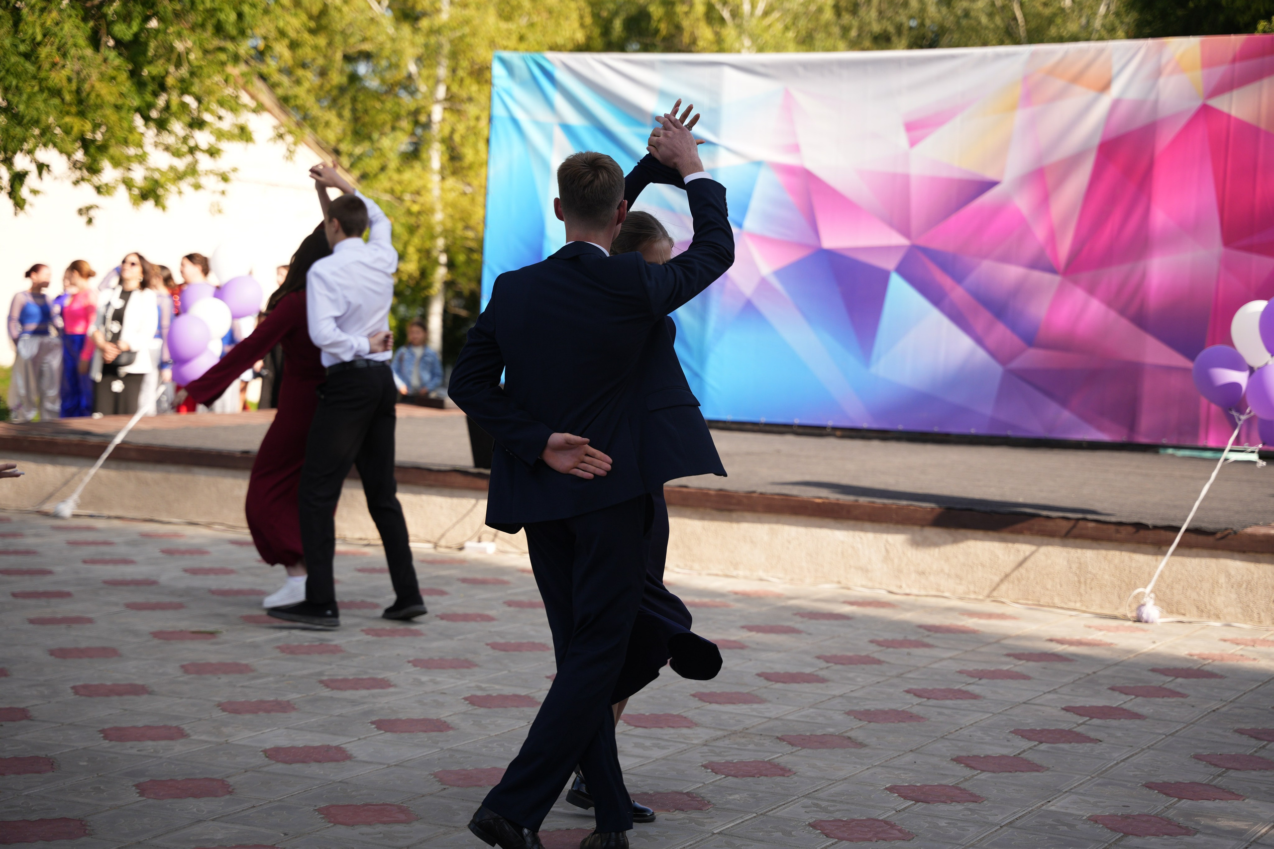 Выпускной в парке. Ольга Плаксина фотограф в Саратове