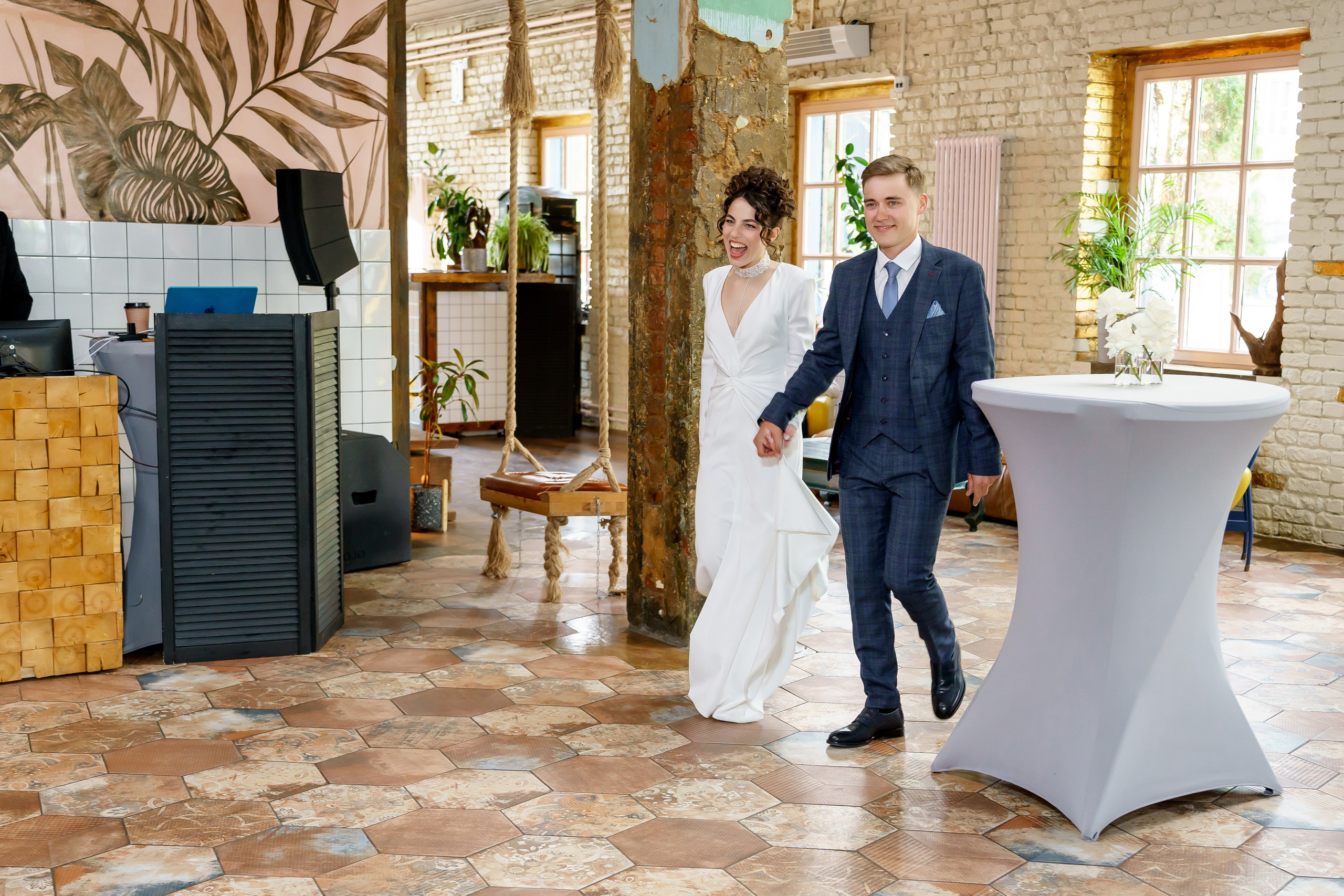 Александра и Иван. Свадебный банкет Loft Hall. Фотограф и видеограф в Москве и Московской области Мария Вишня