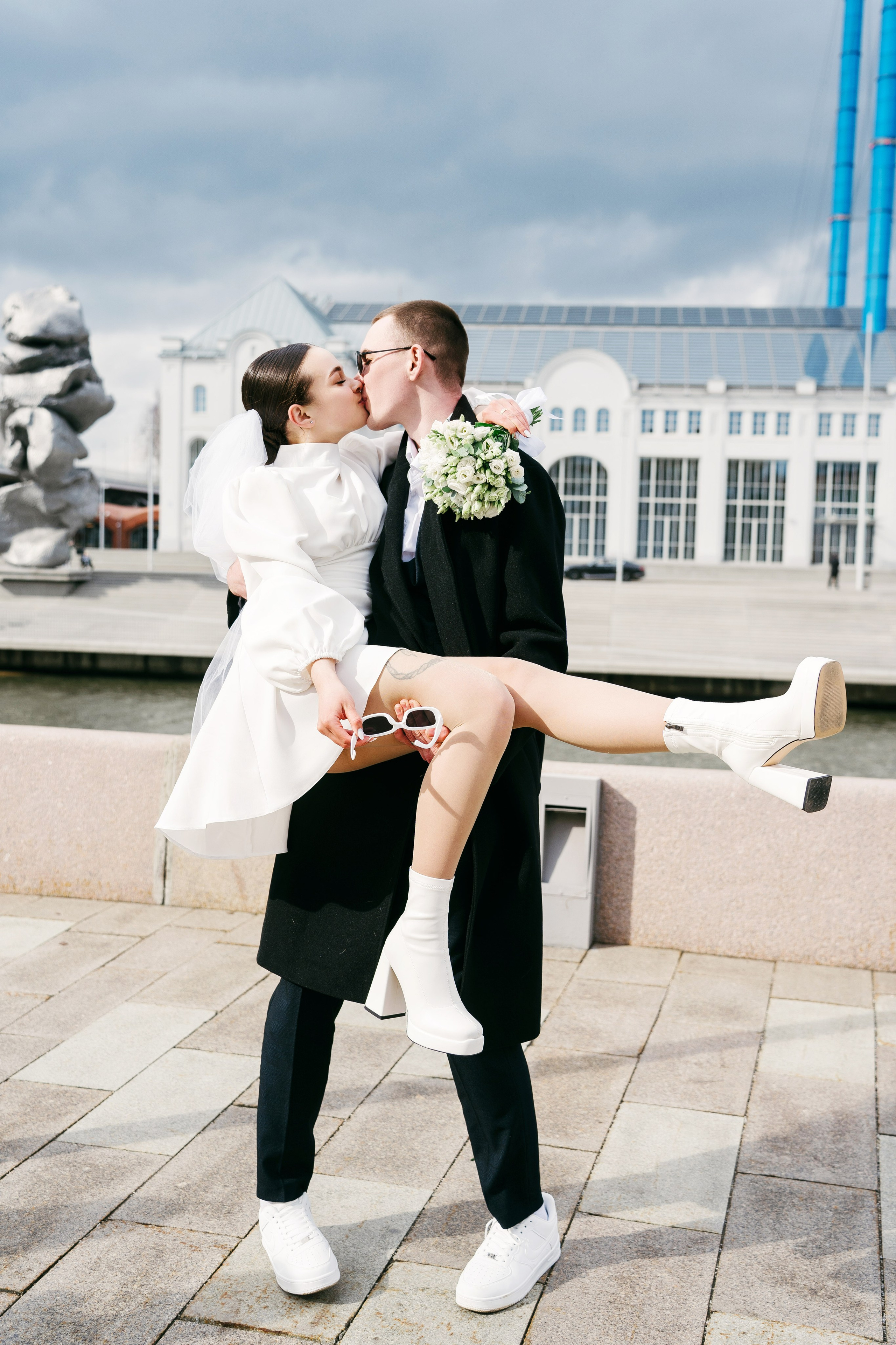 Екатерина и Никита. ЗАГС и прогулка. Фотограф и видеограф в Москве и Московской области Мария Вишня