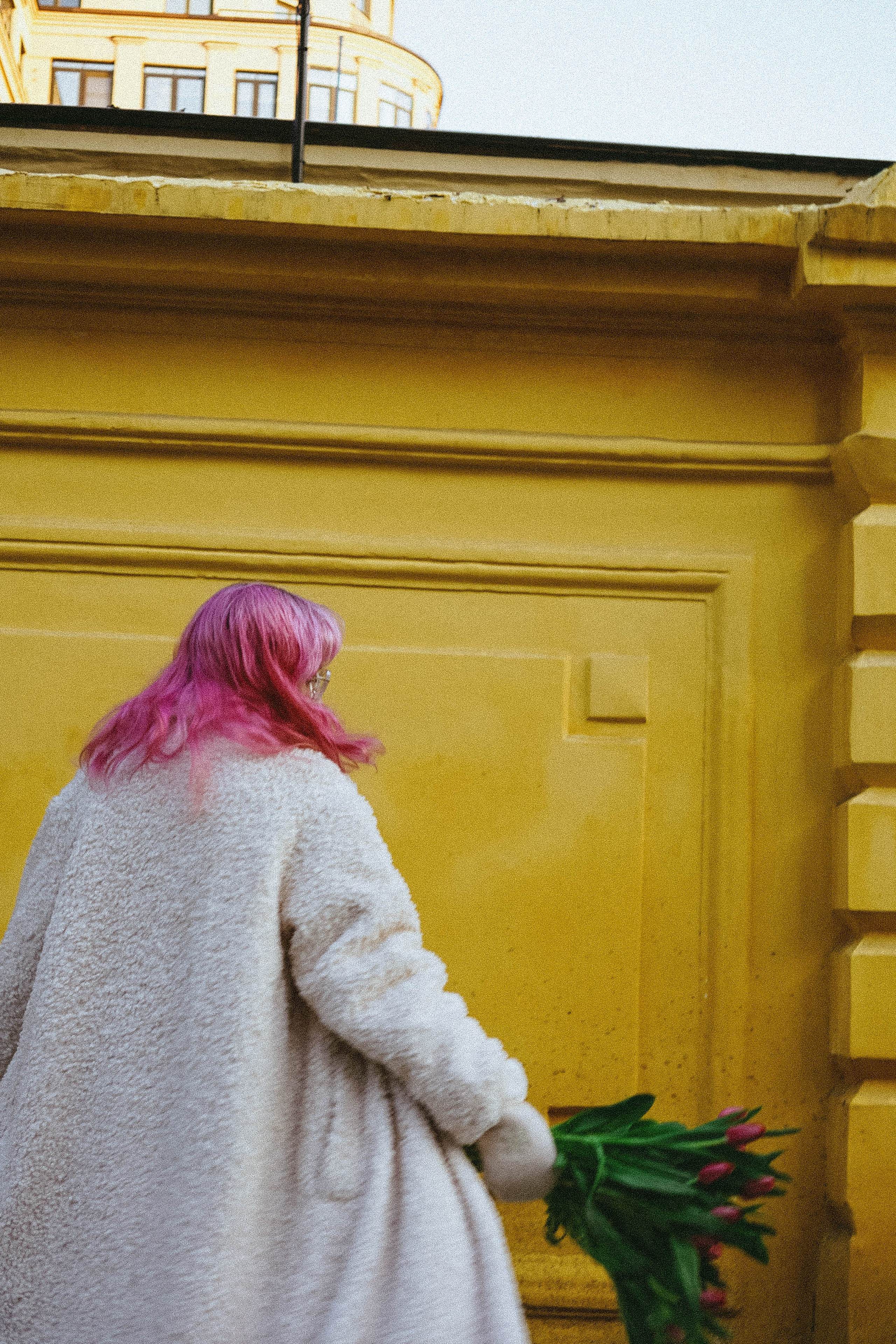 Прогулочная фотосессия с тюльпанами. Профессиональный фотограф, Санкт-Петербург — Виктория Богомолова