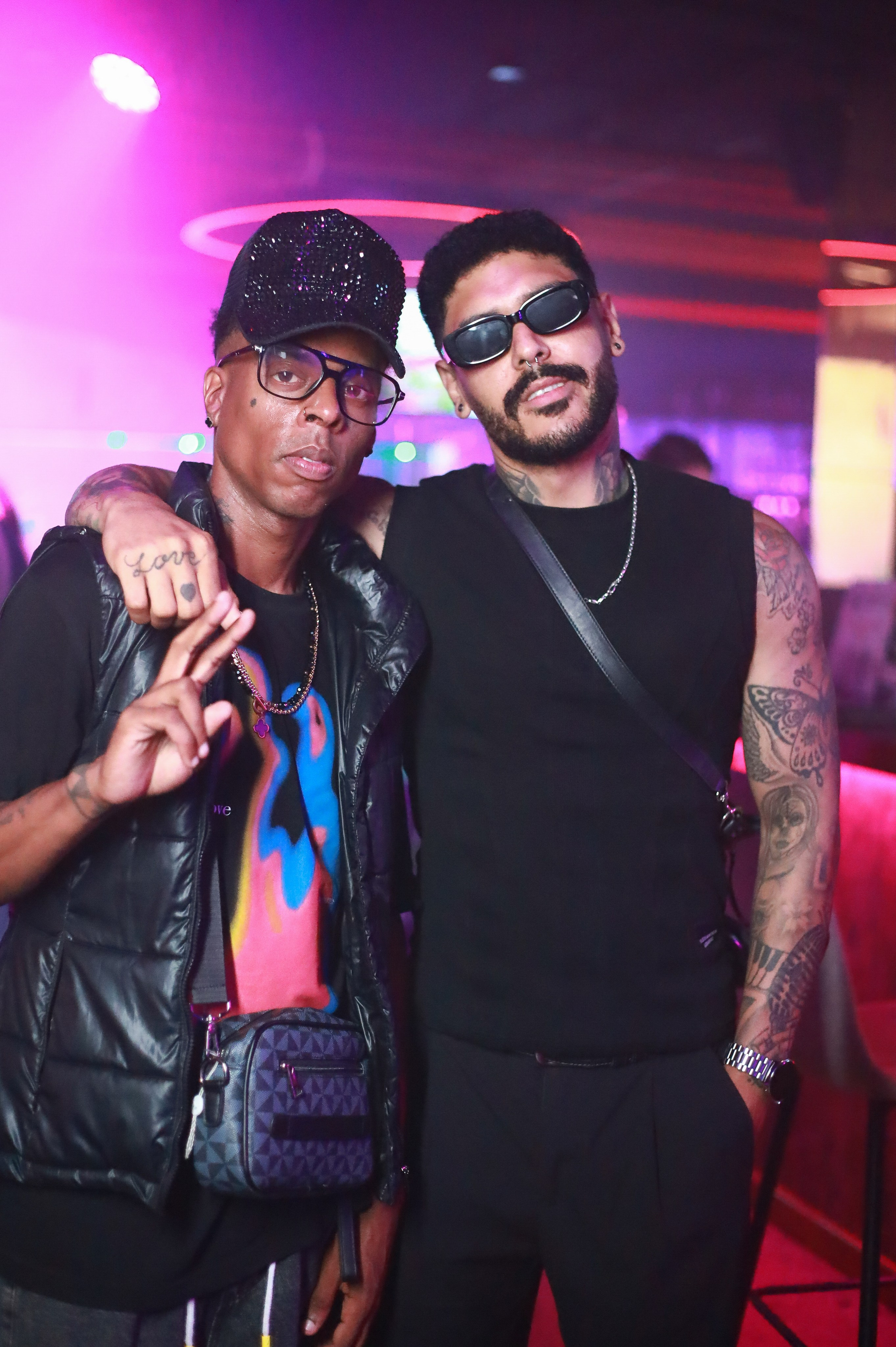 Клуб Резиденция лучшее. Контакты