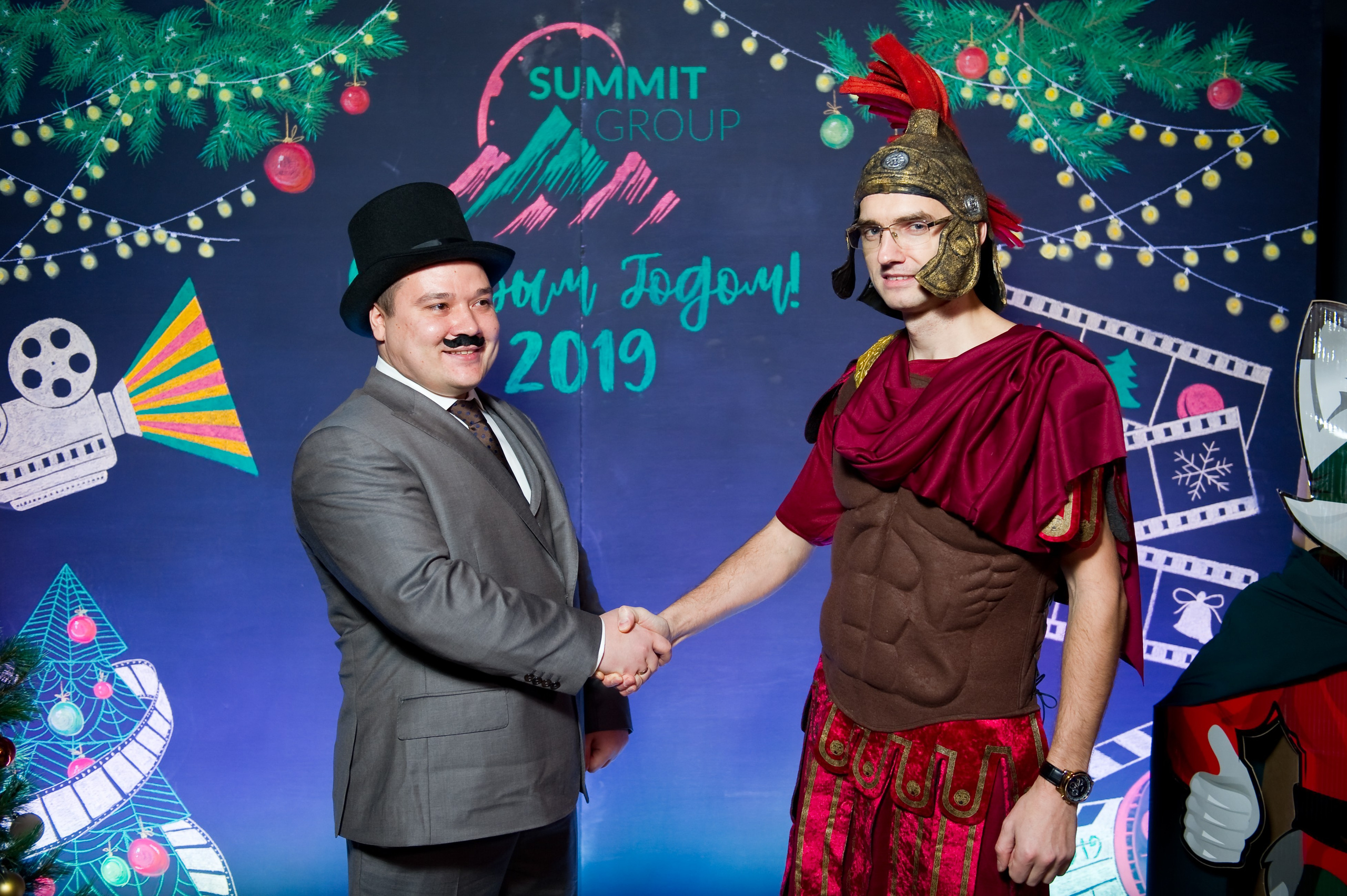 Новогодний корпоратив Summit. Репортажный фотограф и видеограф Слава Думчев. Тимбилдинги, отчетники, корпоративы