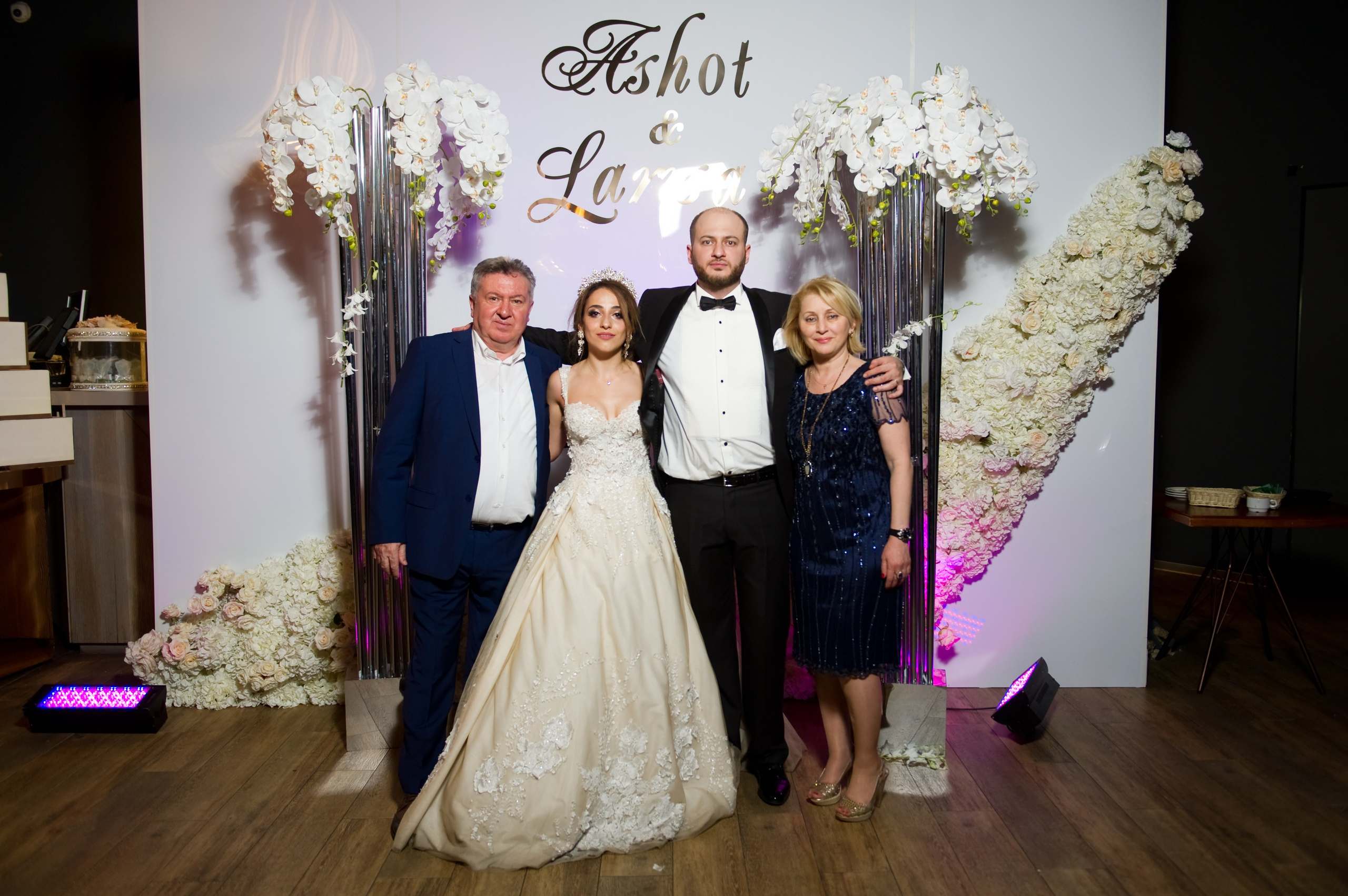 Свадьба Ашота и Ларисы. Репортажный фотограф и видеограф Слава Думчев. Тимбилдинги, отчетники, корпоративы