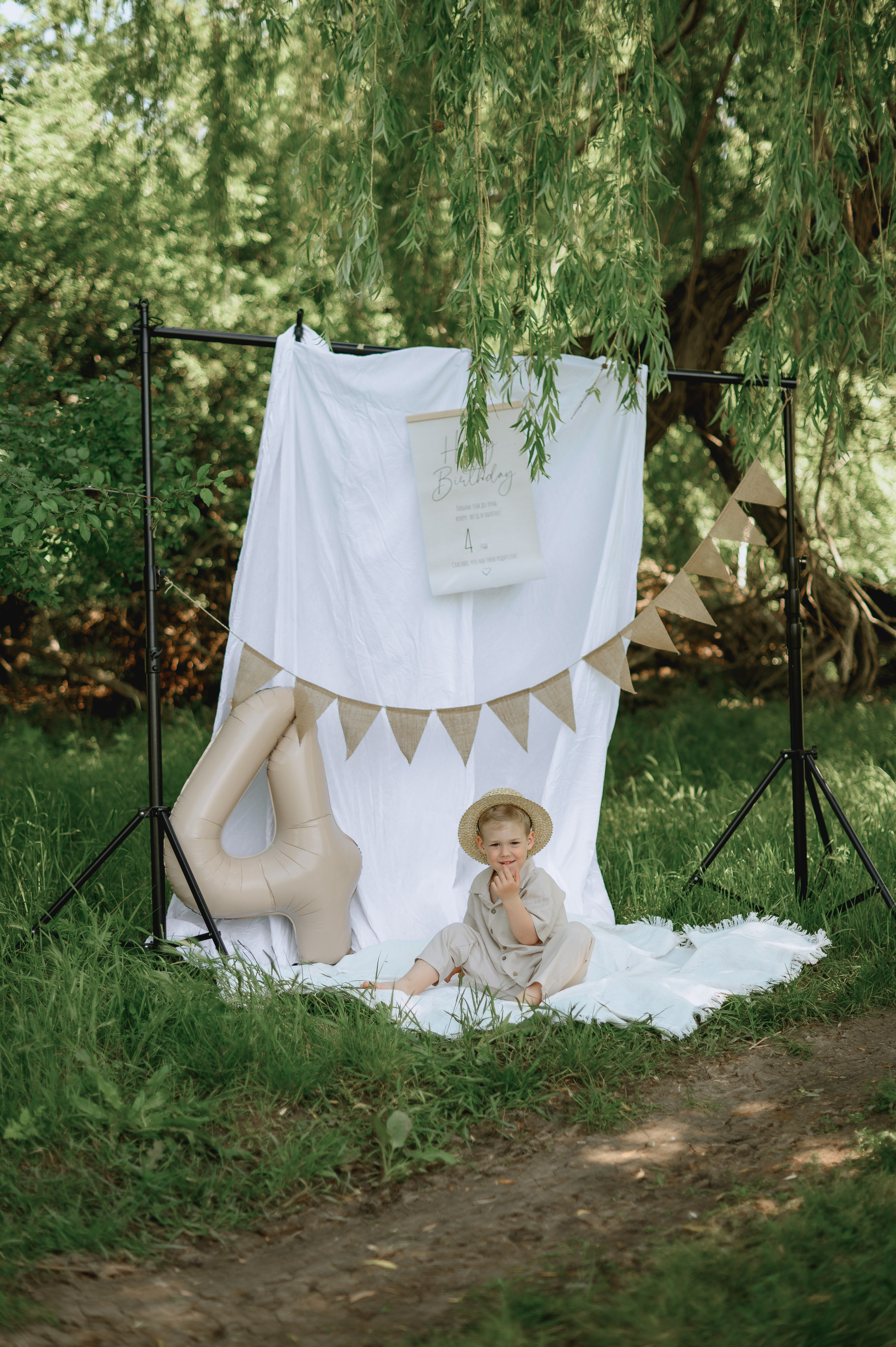 4 годика на улице. Фотограф Котова Валентина