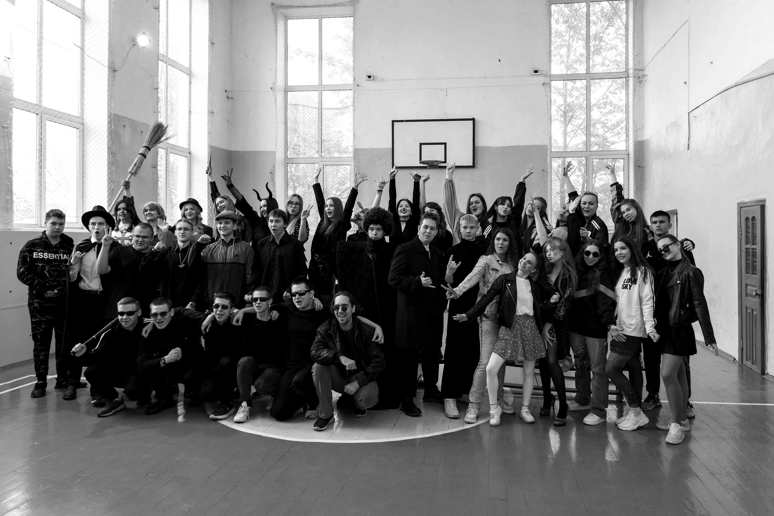 11 класс день не послушания в школе. Фотограф Любовь Корниенко, Примоский край