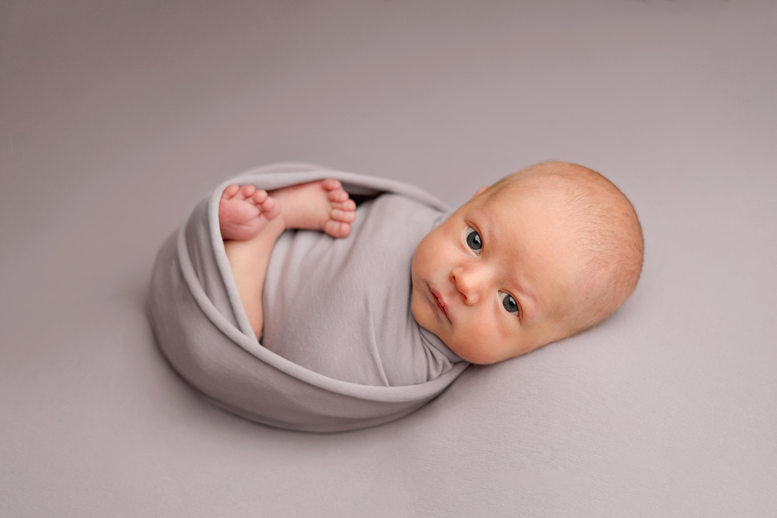 Ньюборн съемка Егора. Фотограф новорожденных Москва. Ньюборн фотограф Москва